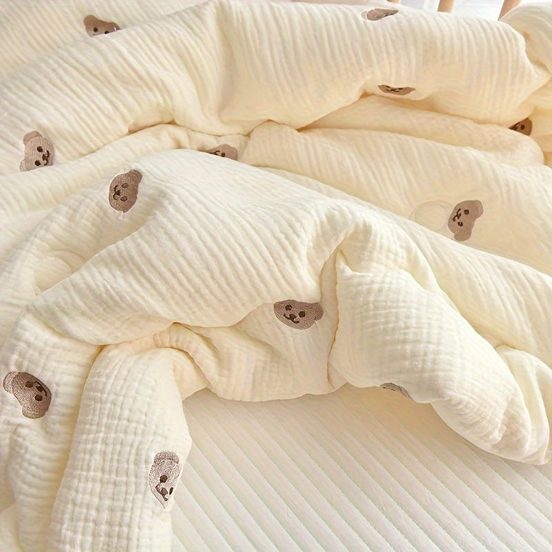 Kids' Soft Cream-Colored Quilt with Embroidered Bear and Rabbit for All Year Use