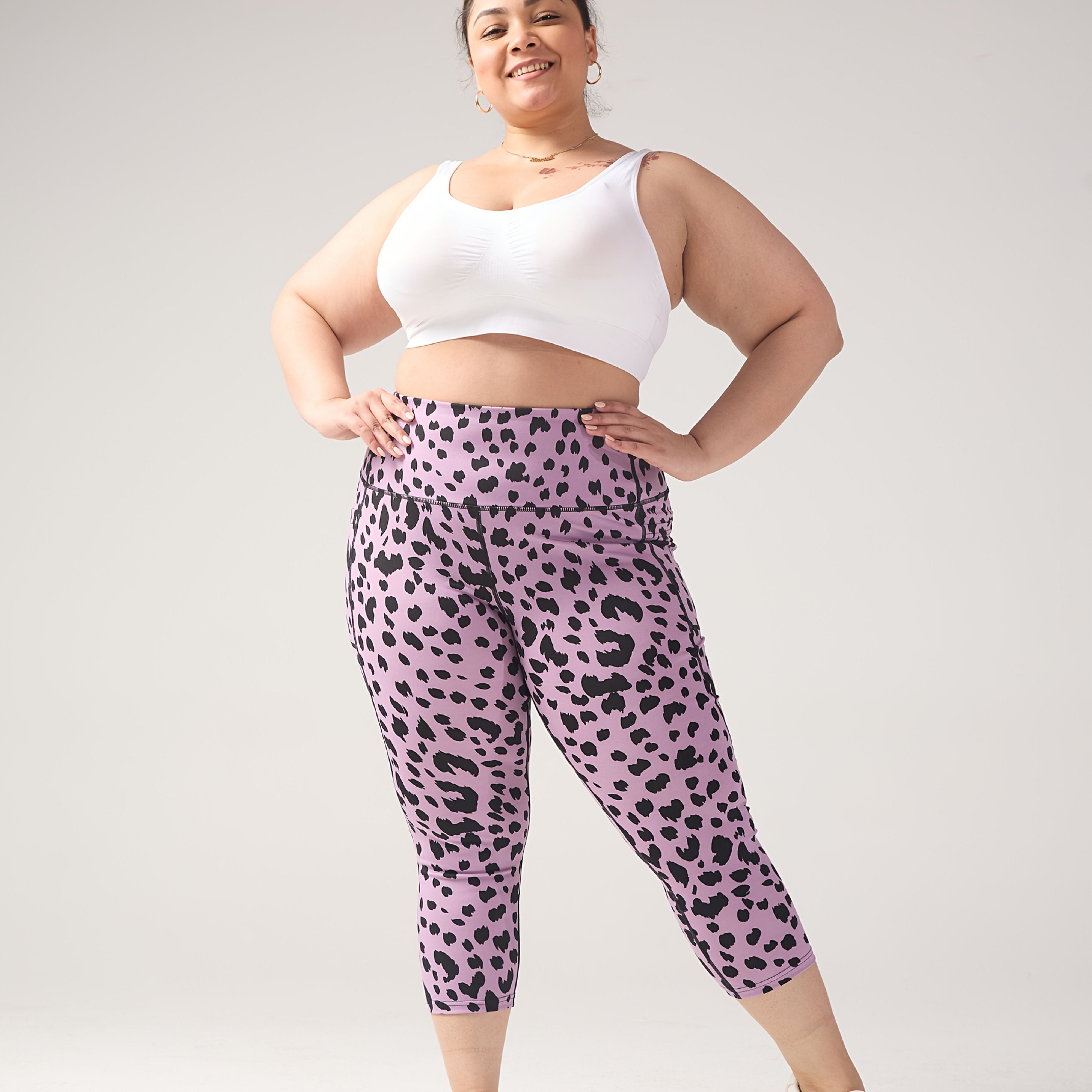 Women's Plus-Size Leopard Print Capri Leggings Tummy Control High Waist Stretchy