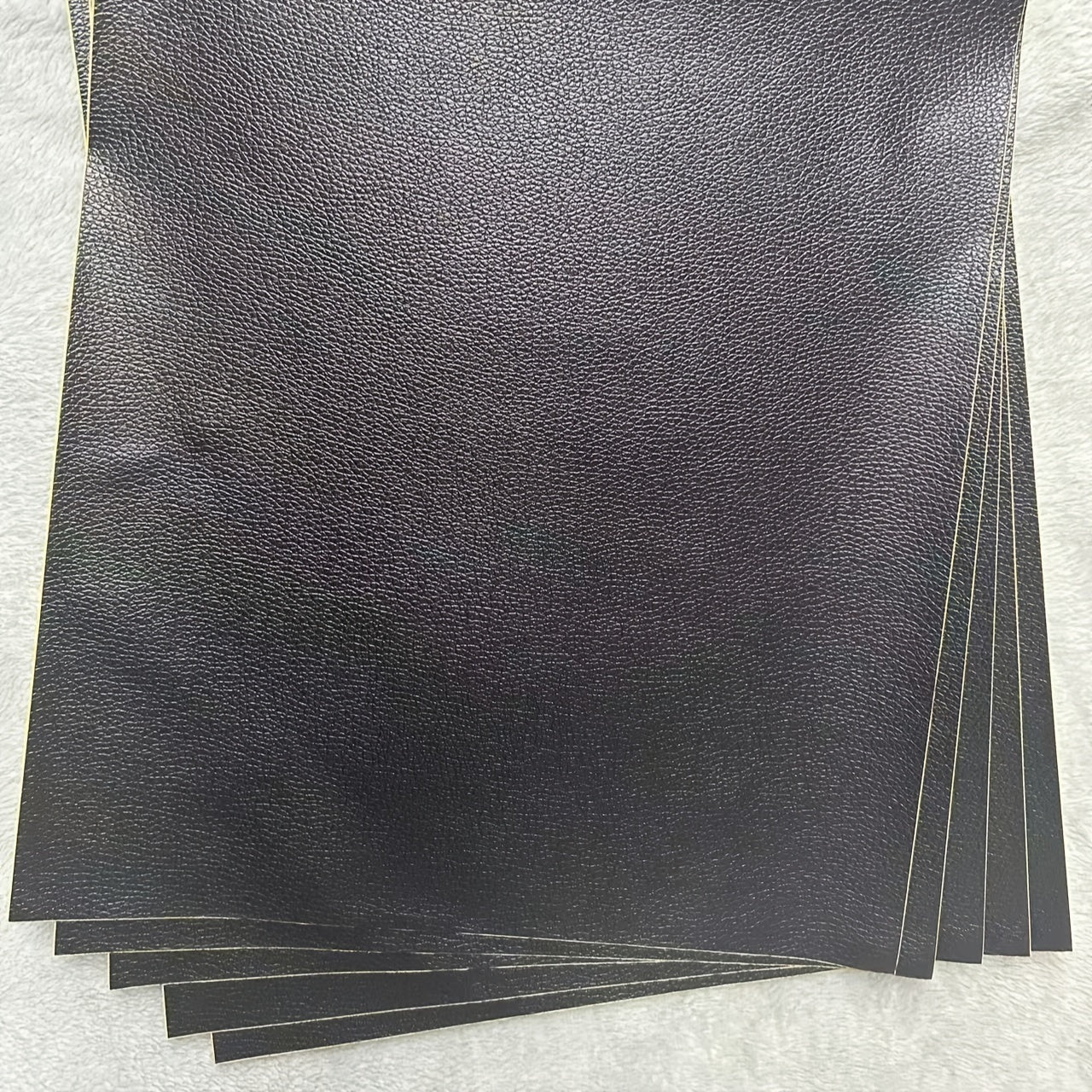 5 ta paket 25x30 o'z-o'zini yopishtiradigan sun'iy charm ta'mirlash yamoqlari mebel, divan, o'rindiq uchun