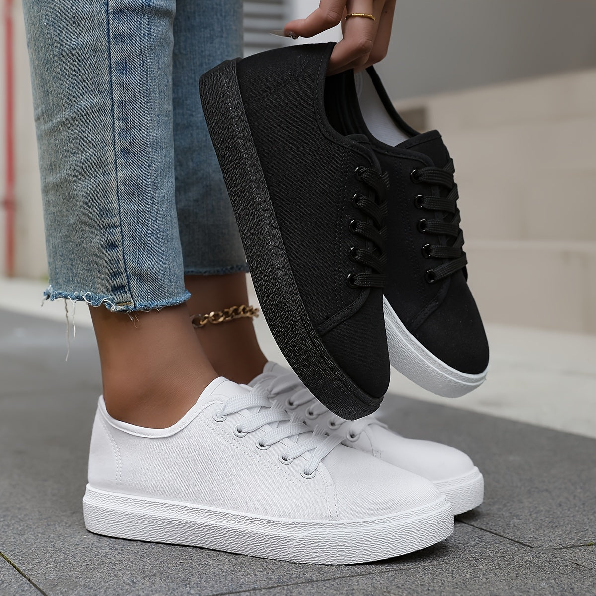 Ladies Casual Thick Sole Sports Shoes Breathable Fabric Low Top