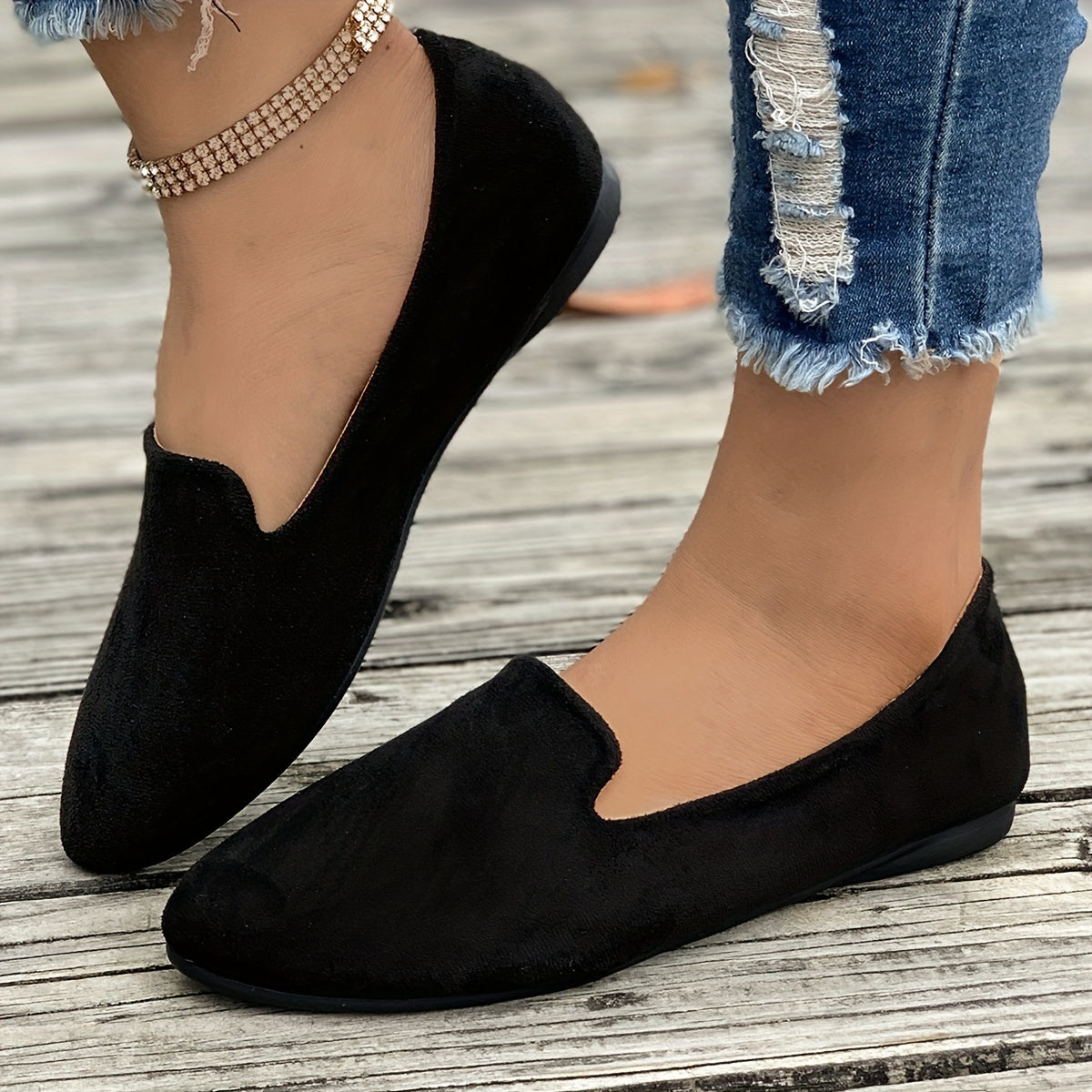 Ayollar uchun bir rangli loafers, yengil slip-on qulay poyabzal