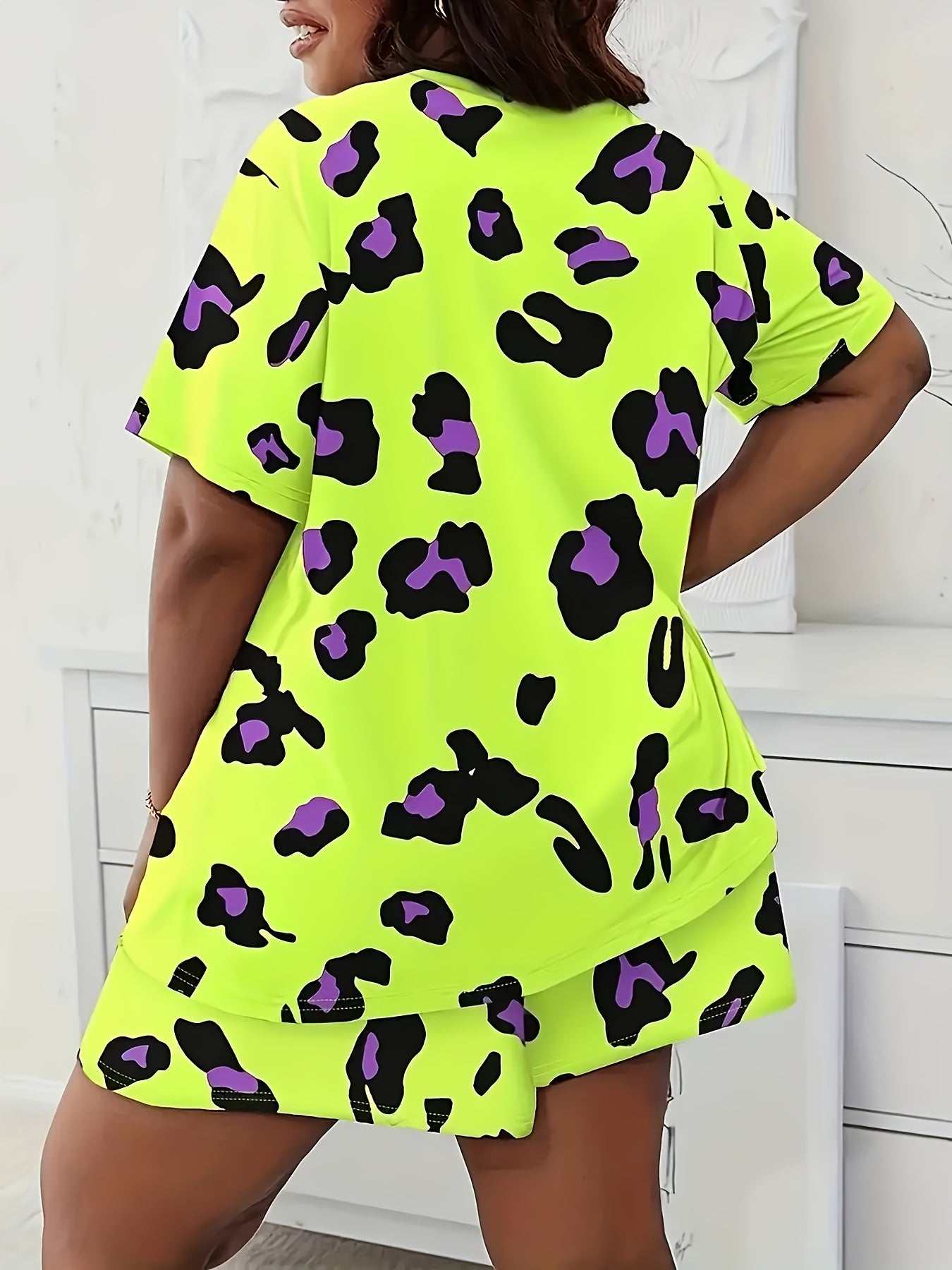 Women's Loose Leopard Print Short Sleeve Pajama Set