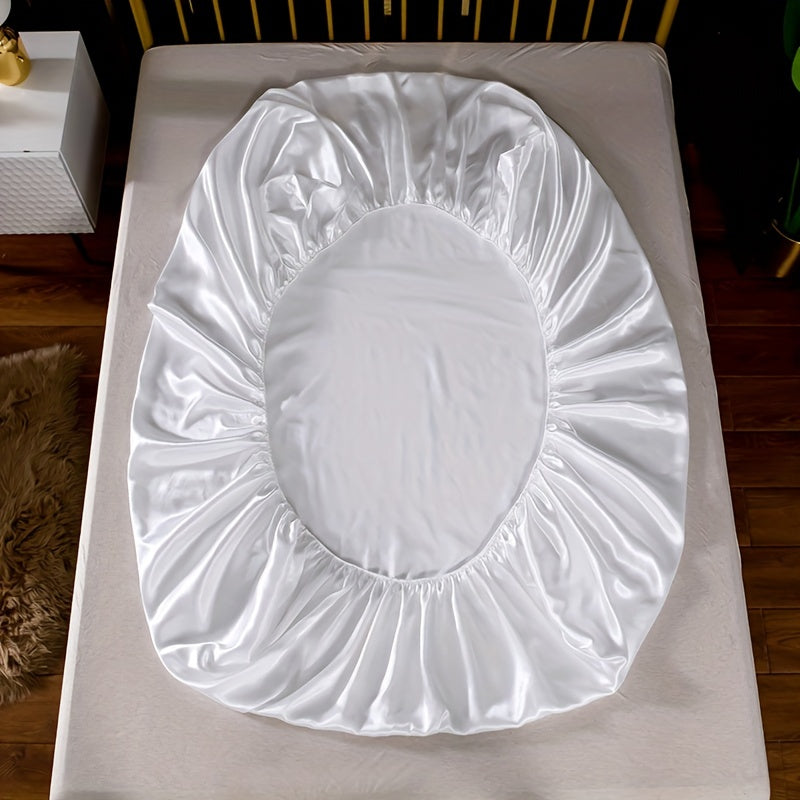 Комплект простыней из стирки шелкового сатина доступен в 3 или 4 предметах. Идеально подходит для спальни, гостевой комнаты или отеля. В комплект входит 1 плоская простыня, 1 простыня на резинке и 1 или 2 наволочки. Ядро не включено.