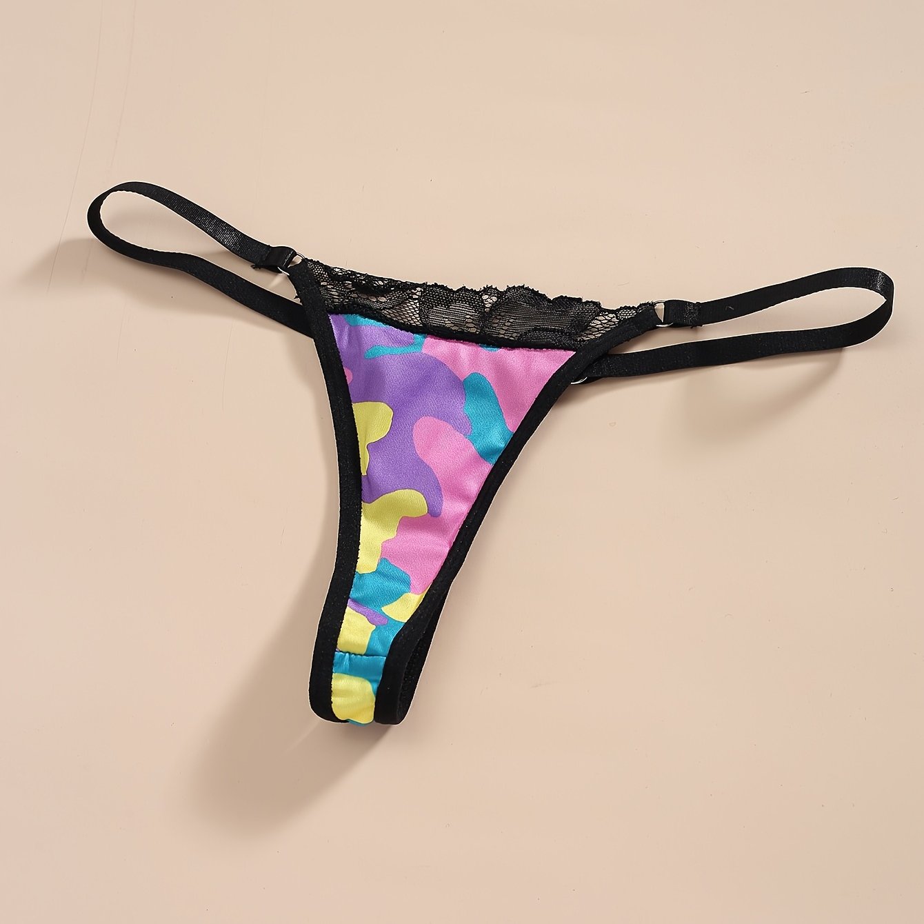 Women's Geometric Pattern Lace Detail Thong with Polyester and Elastane