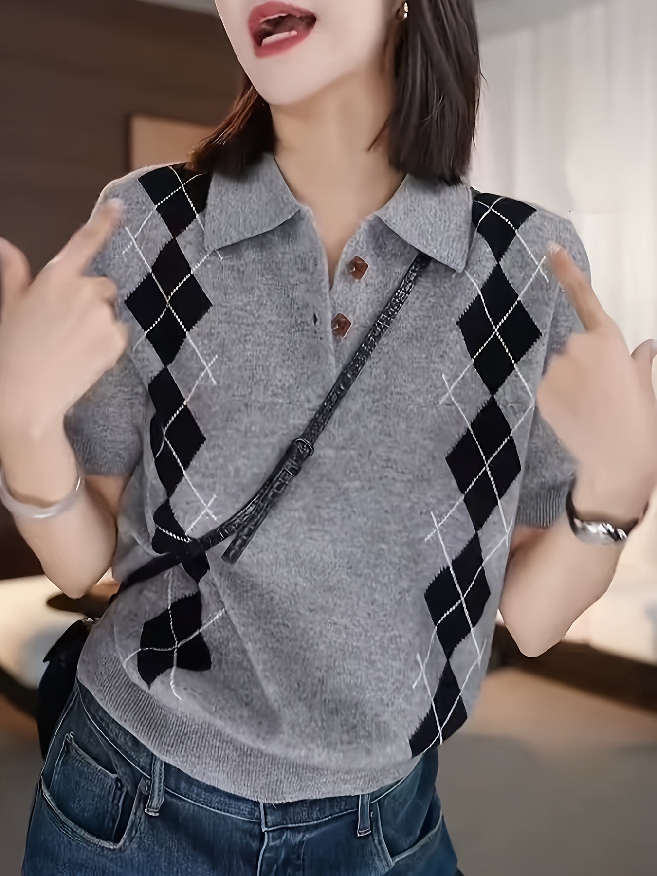 Women's Plus Size Argyle Sweater Collared Short Sleeve Casual Top