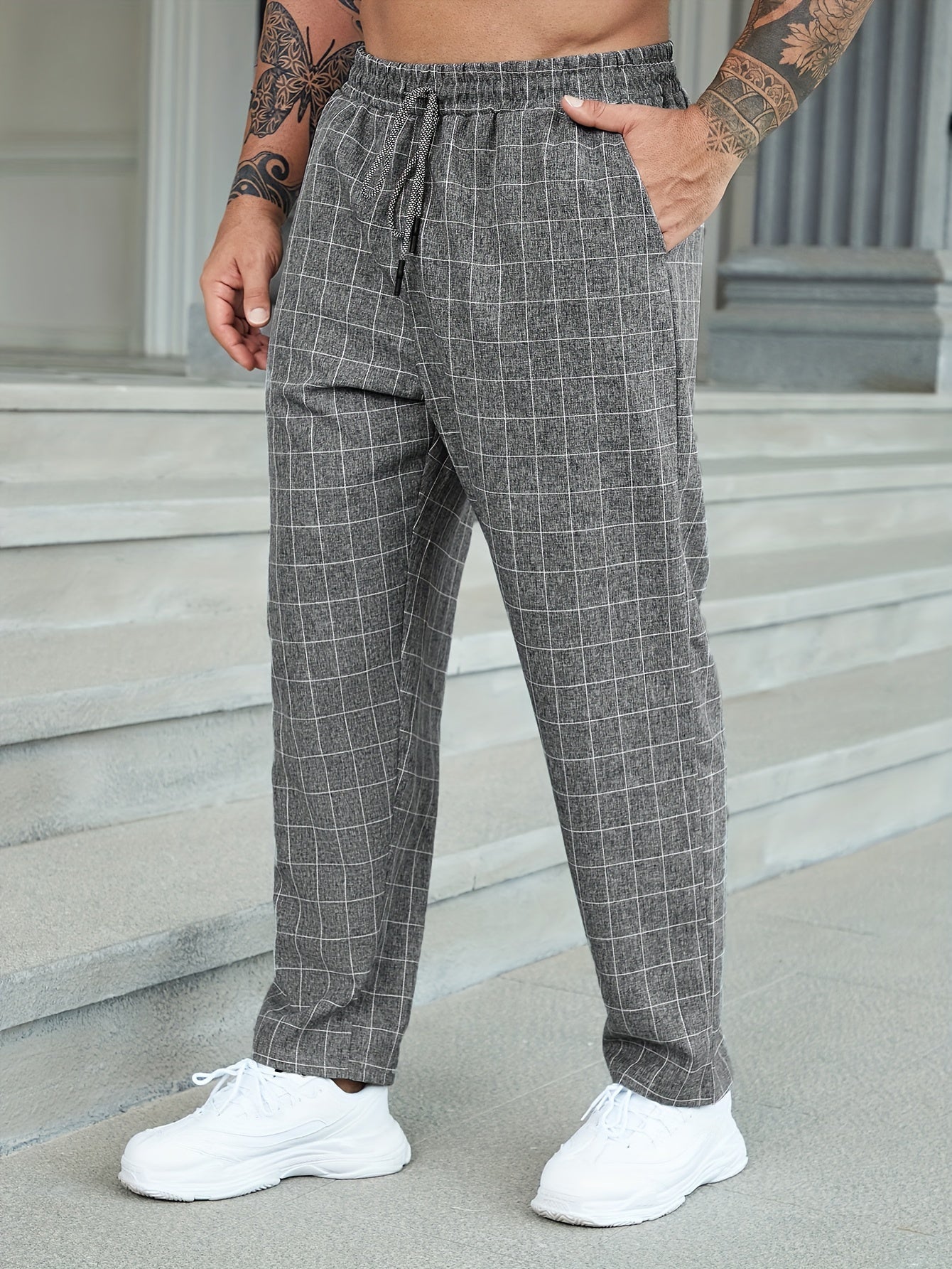 Pantalones de talla grande para hombre con corte tapered y patrón de cuadrícula, casual, ajuste regular