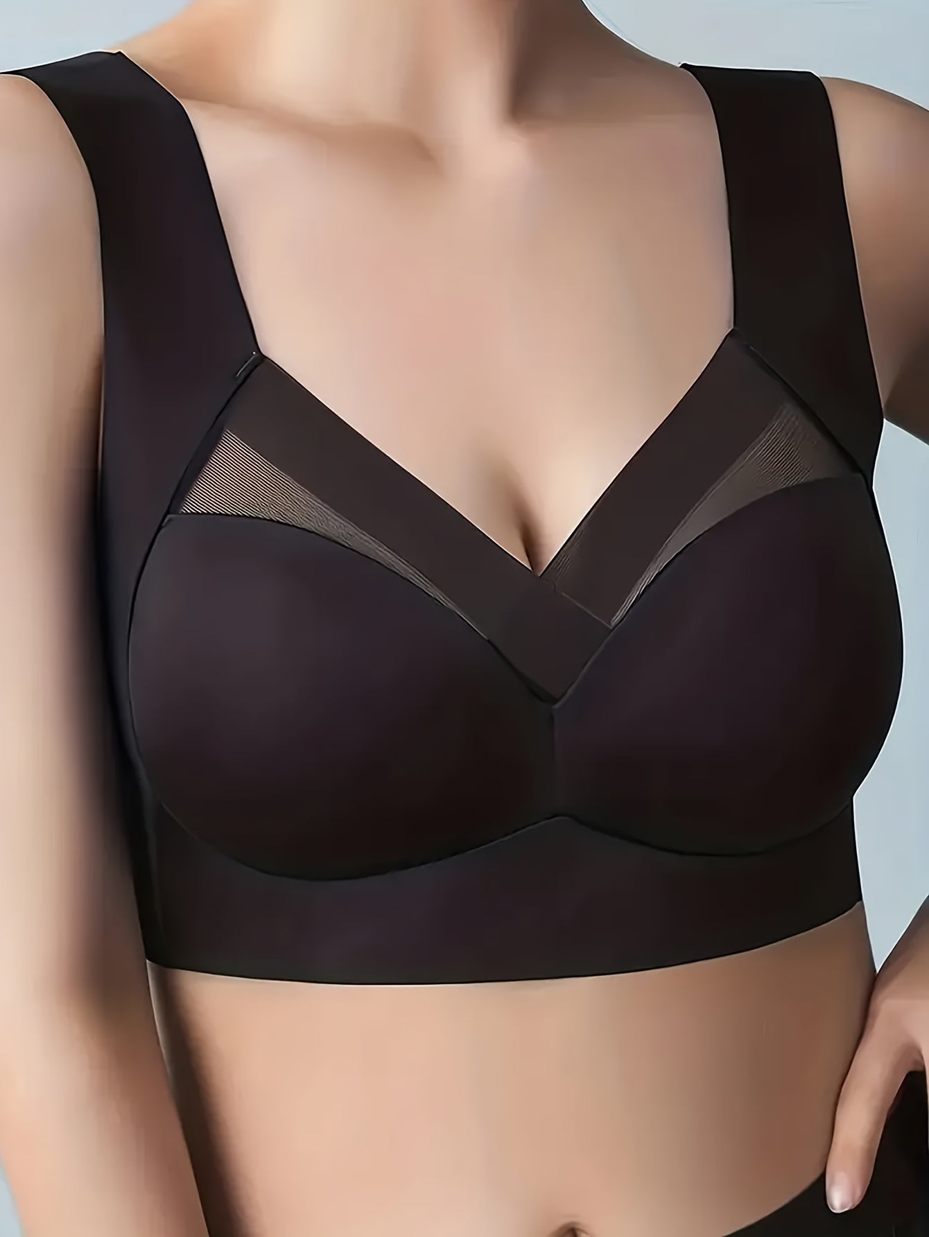 Sujetador sin costuras de malla sin aros para mujer con estilo push-up de contraste