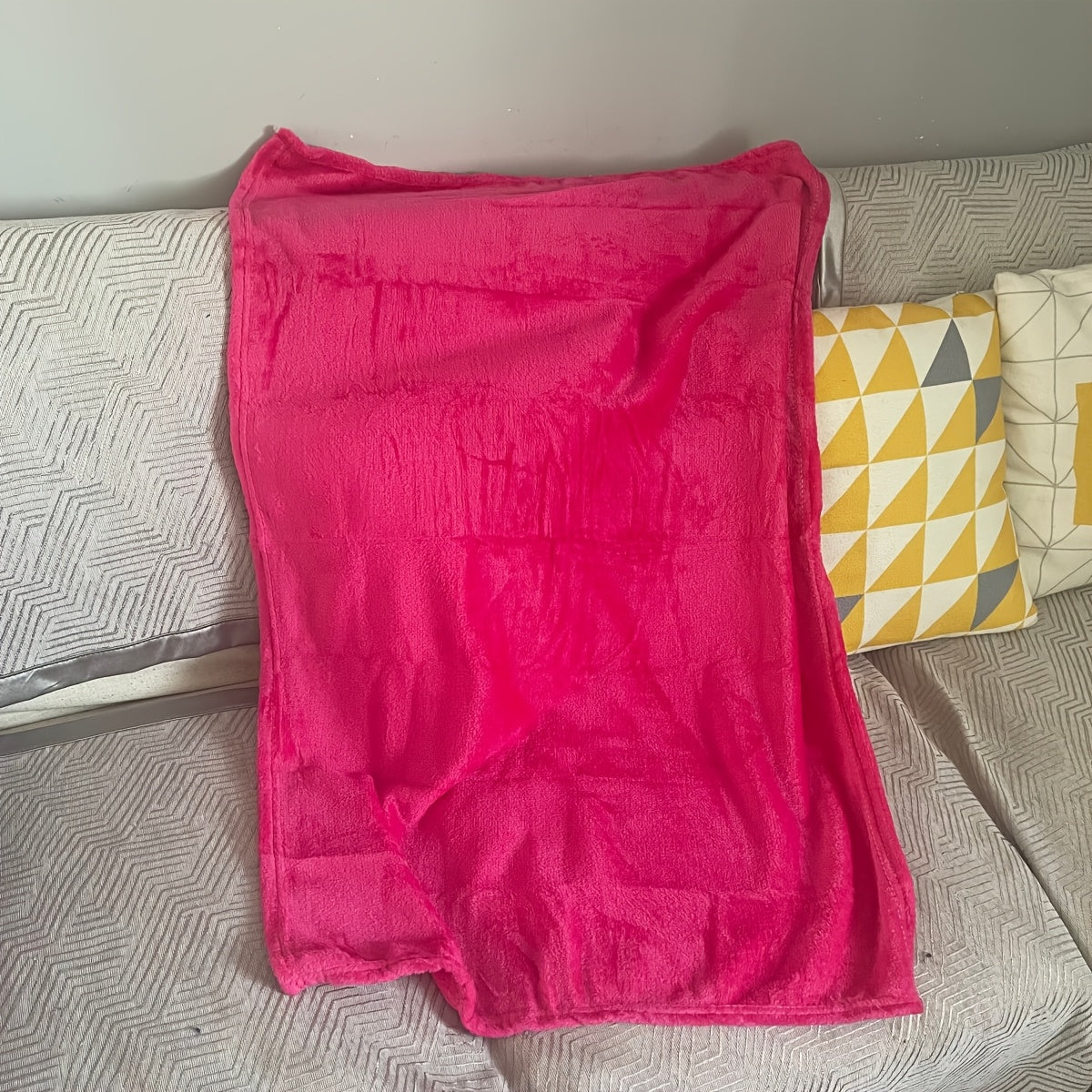 Solid Color Fleece Blanket in the New Blanket Series