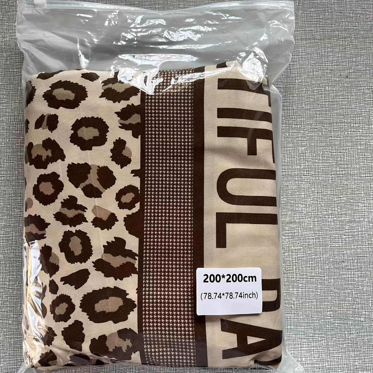 Leopard Print Duvet Cover Set with 2 Pillowcases for Bedroom and Guest Room