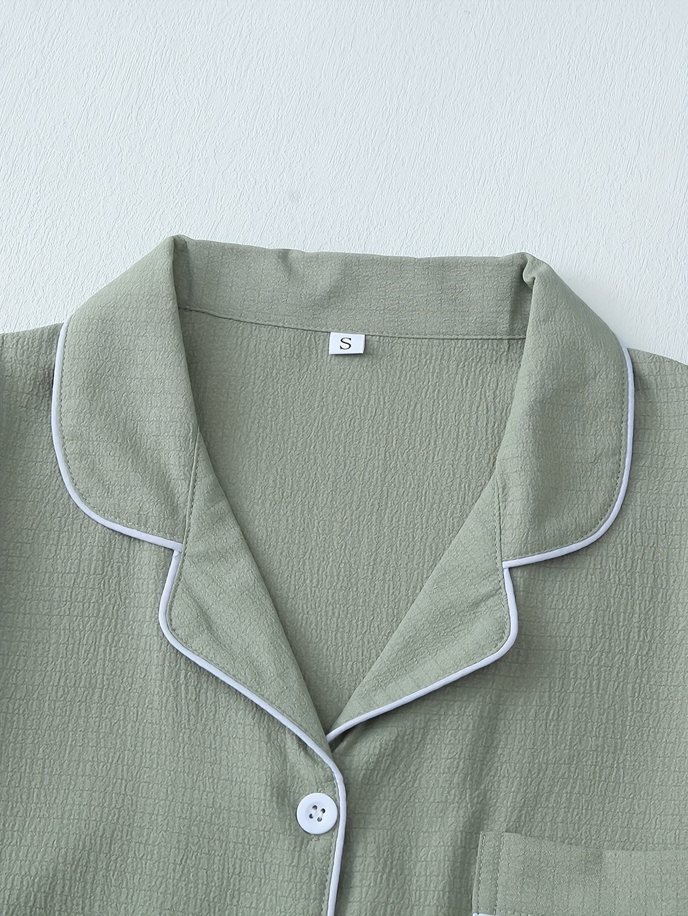 Women's Heart Print Pajama Set with Long-Sleeve Top and Elastic Waist Pants for Fall