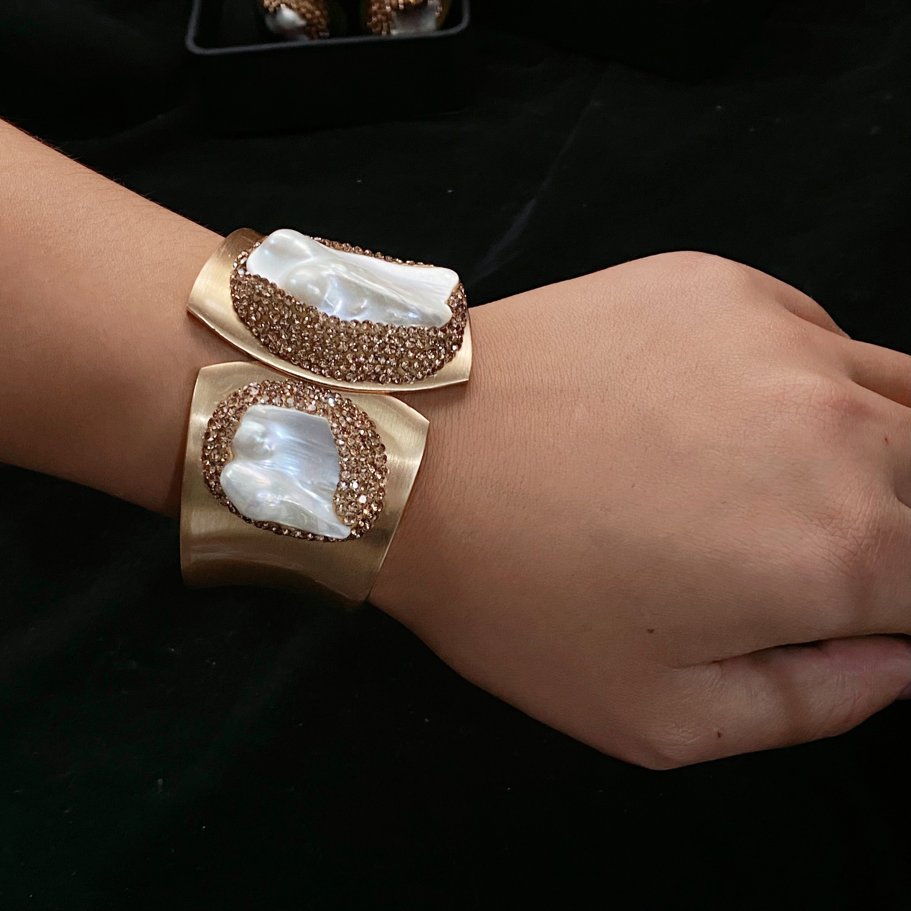 Big Baroque Pearl Bangle with Jack Brick Stone Copper Plated Noble Bracelet