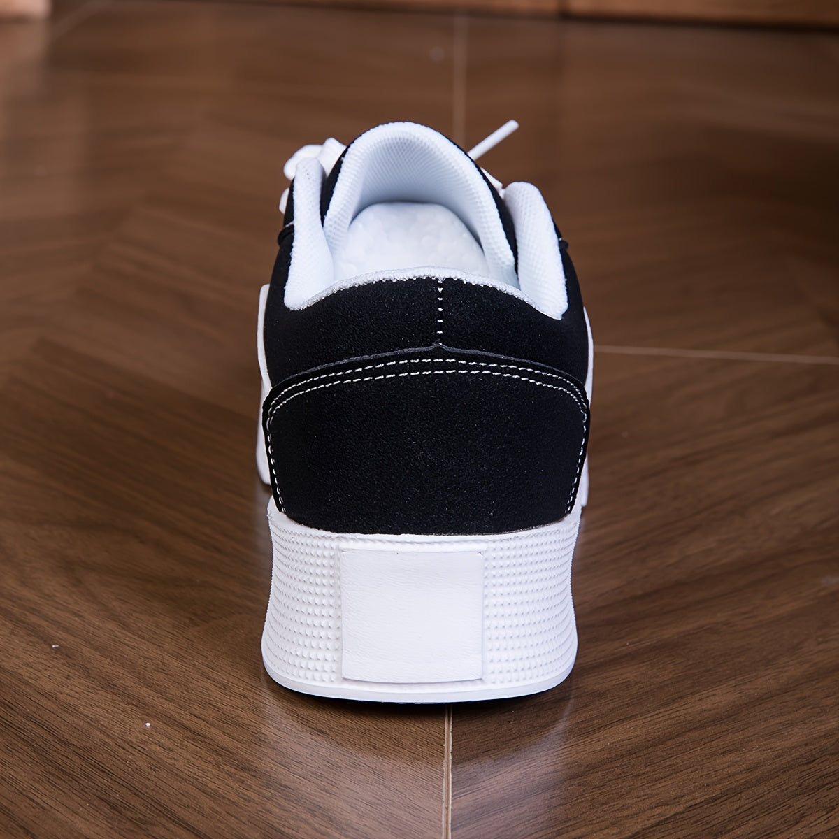 Women's Low-Top Colorblock Lace-Up Sneakers Lightweight EVA Sole