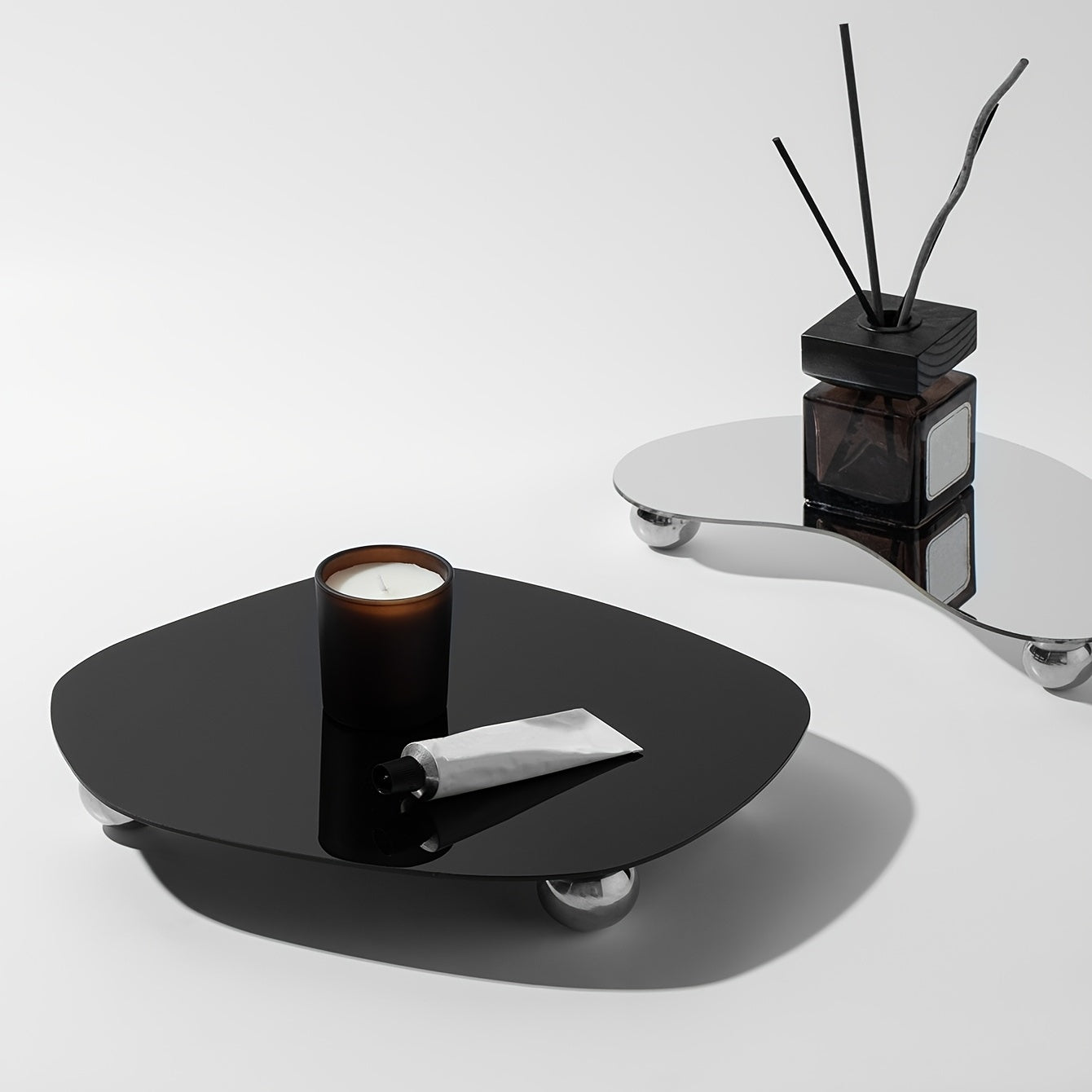 Qora akrilik oy shaklidagi geometriya lik quti aromaterapiya va uy bezak uchun