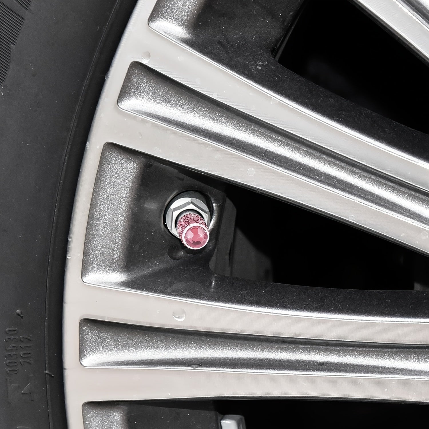 4-Pack Crystal Car Valve Stems Stylish Metal Tire Valve Covers for SUV Motorcycle Bicycle