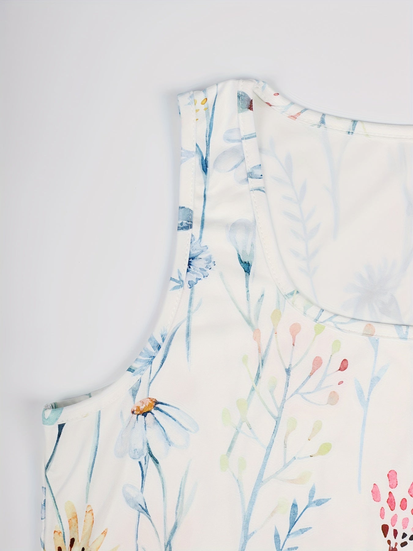 Женская майка без рукавов большого размера с цветочным принтом, трикотажная ткань, всесезонная, белая