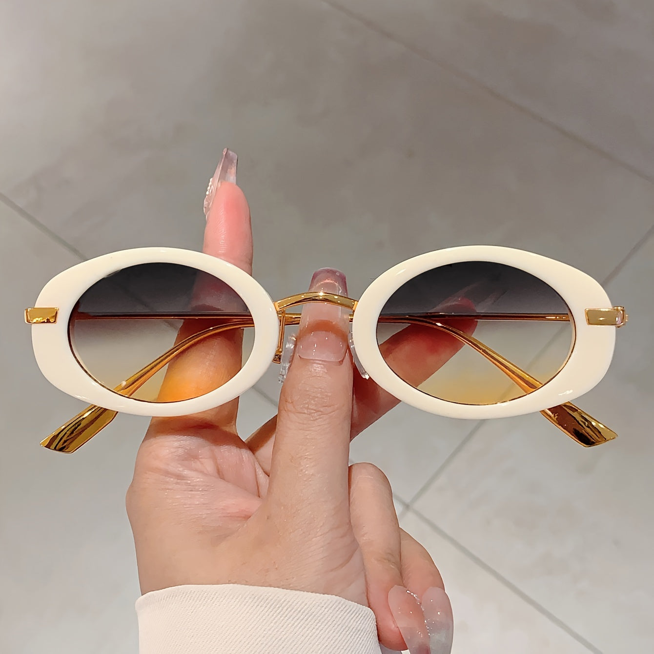 Овальные металлические очки в стиле party с PC-линзами для повседневной и праздничной носки