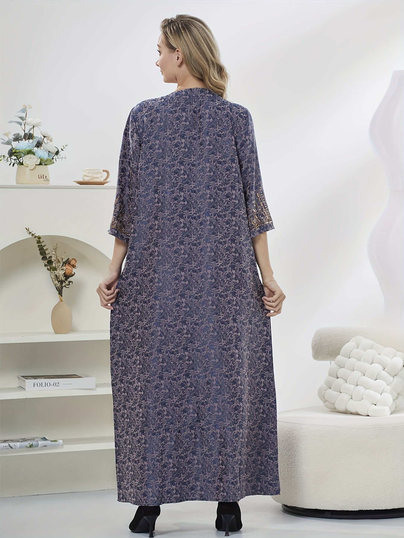 Plus Size Blue Floral Abaya with Rhinestone Embellishments Comfortable Breathable Fabric