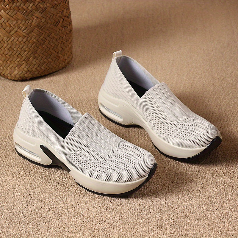 Women Lightweight Knit Slip-On Sneakers Breathable White Low-Top Comfortable