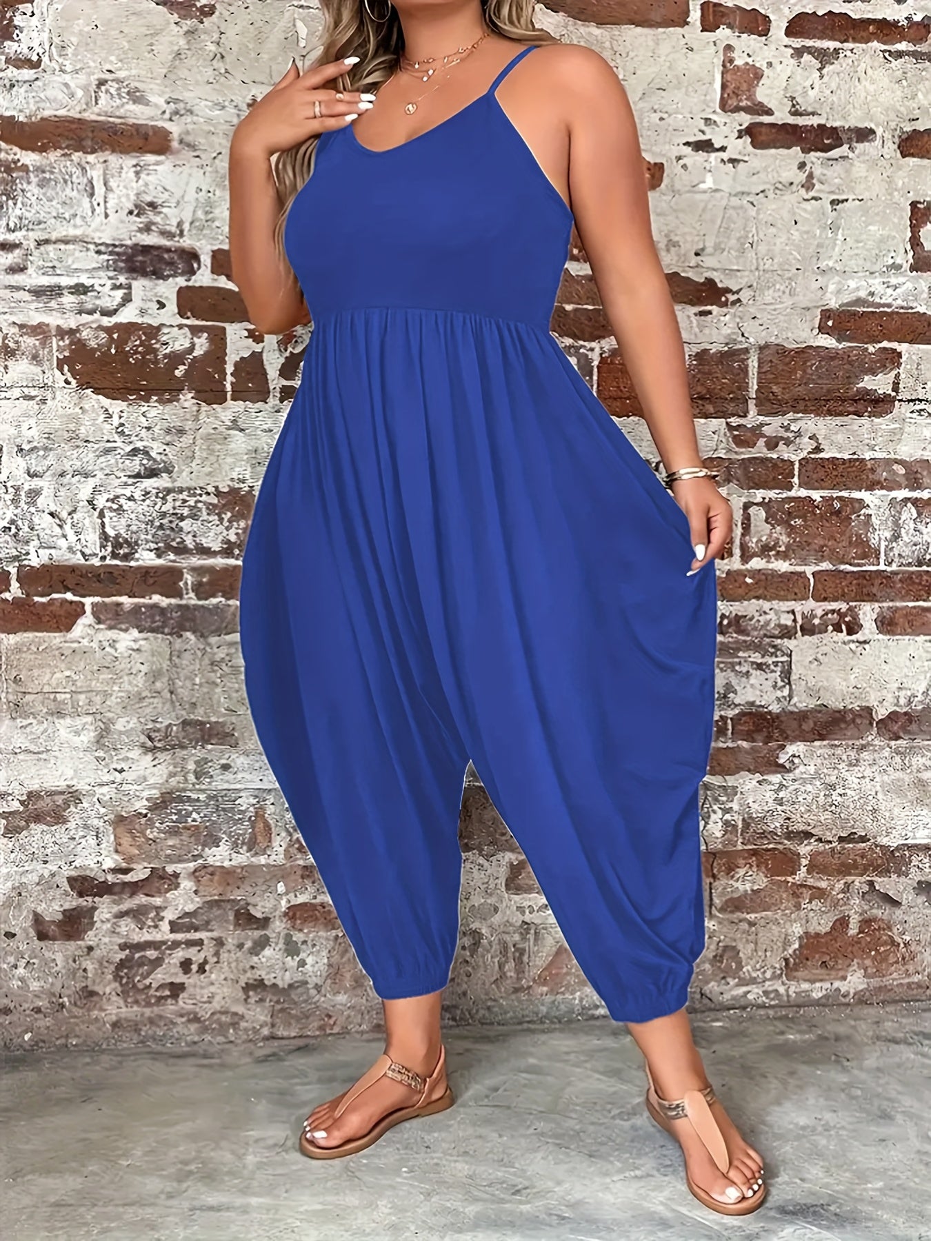 Women's Plus Size Green Sleeveless Jumpsuit with V-Neck and Wide Legs
