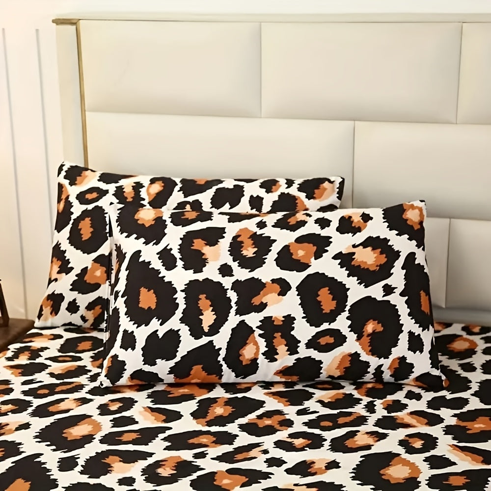 Set of 2 Leopard Print Polyester Pillowcases Soft Sanded Fabric Machine Washable Bedroom Decor