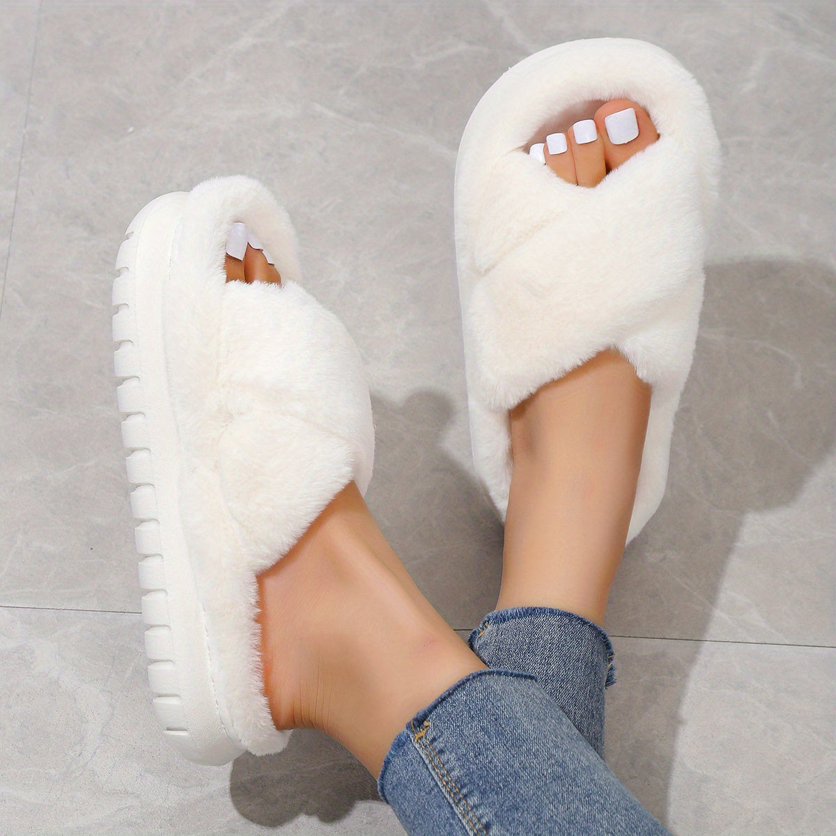 Women's Faux Fur Slippers with EVA Sole Indoor House Shoes