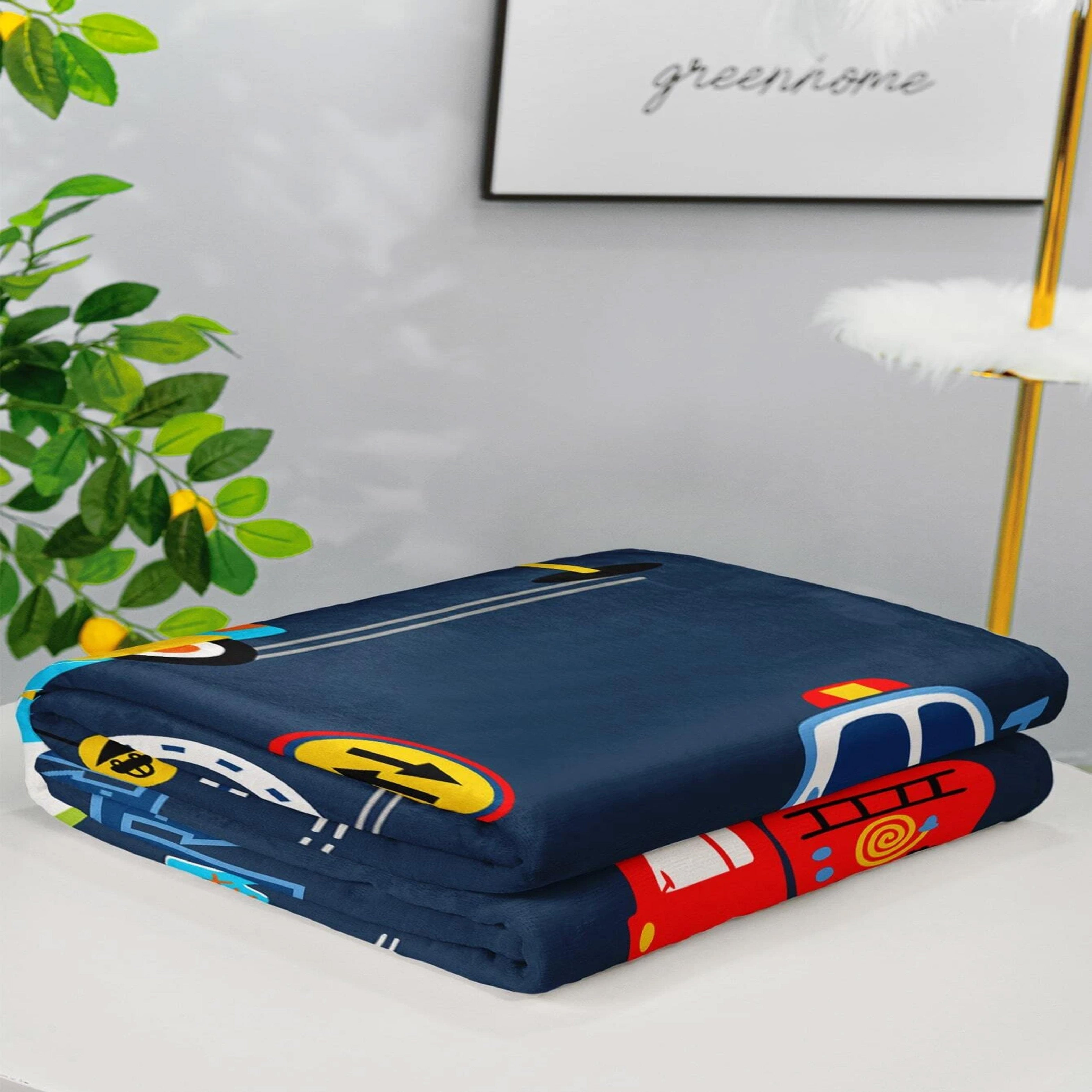 Cozy Flannel Throw Blanket for Office Camping Travel All Seasons Machine Wash