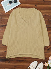 Women's Plus Size Casual V-Neck Oversized Sweater in Solid Color