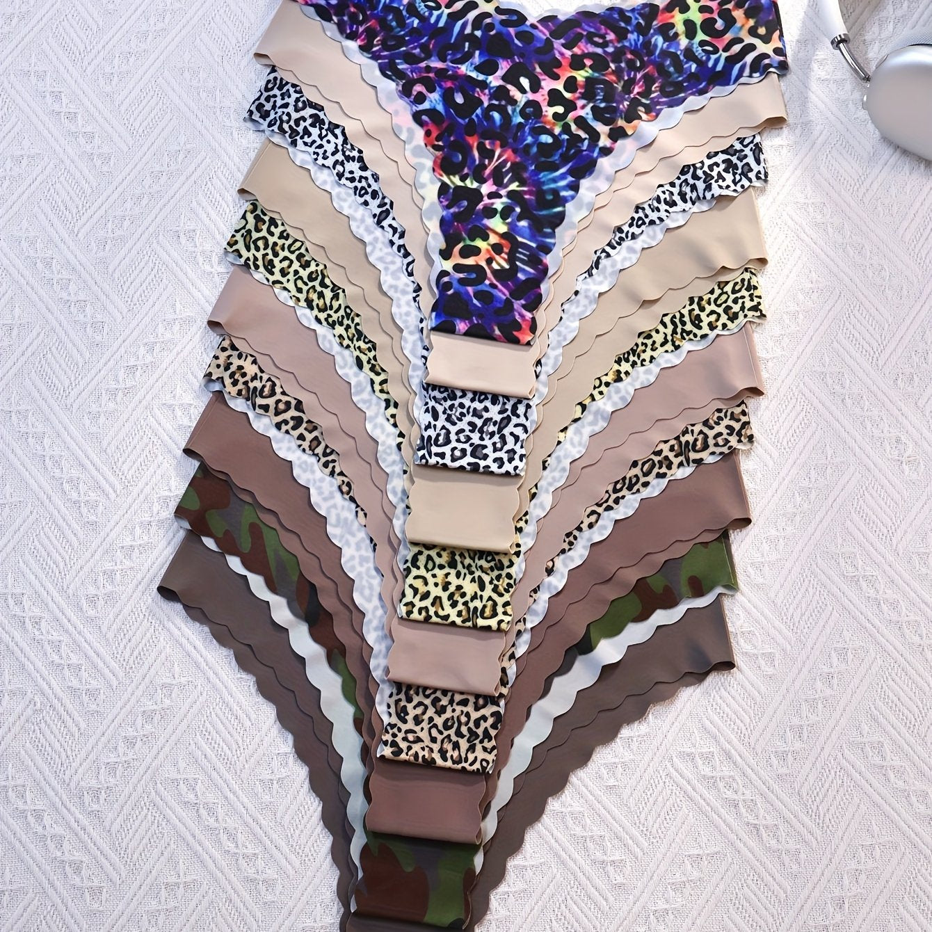 Women's Seamless Nylon Elastane Briefs Set 10 Pieces with Sexy Scalloped Edges and Prints