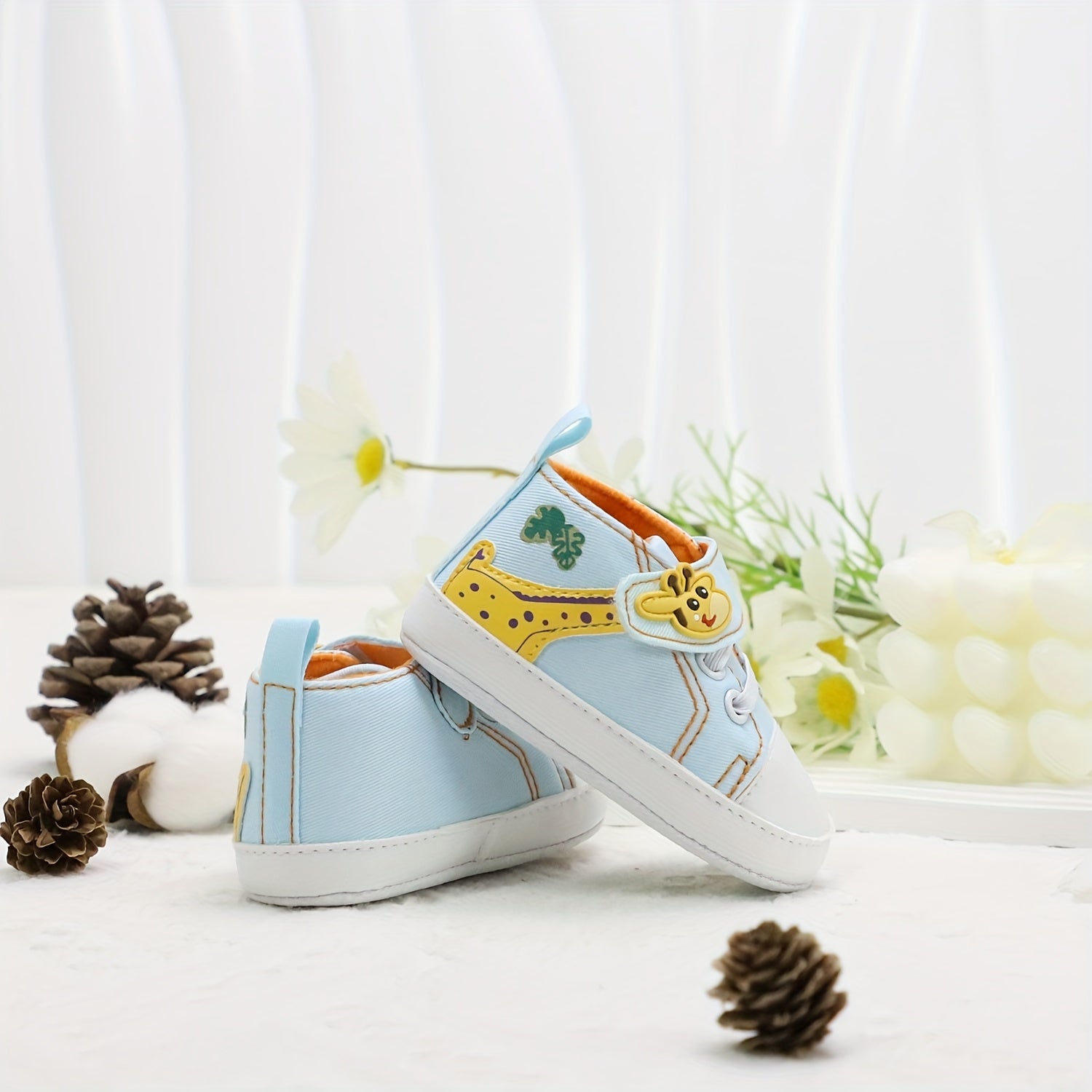Toddler Shoes Non-Slip Canvas Giraffe Design for Casual Outdoor Wear