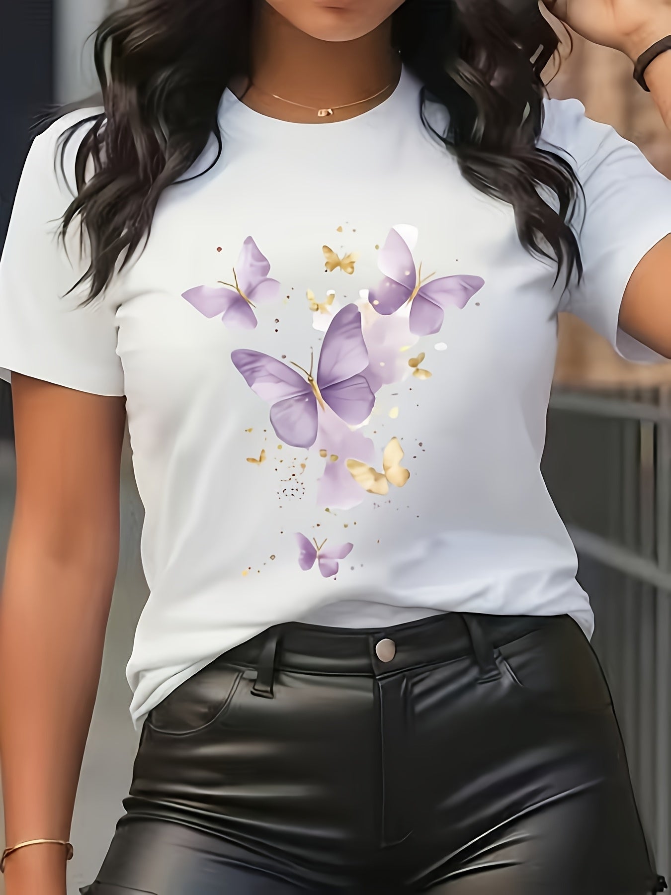 Women's Purple Butterfly Graphic T-Shirt Casual Short Sleeve Floral Top