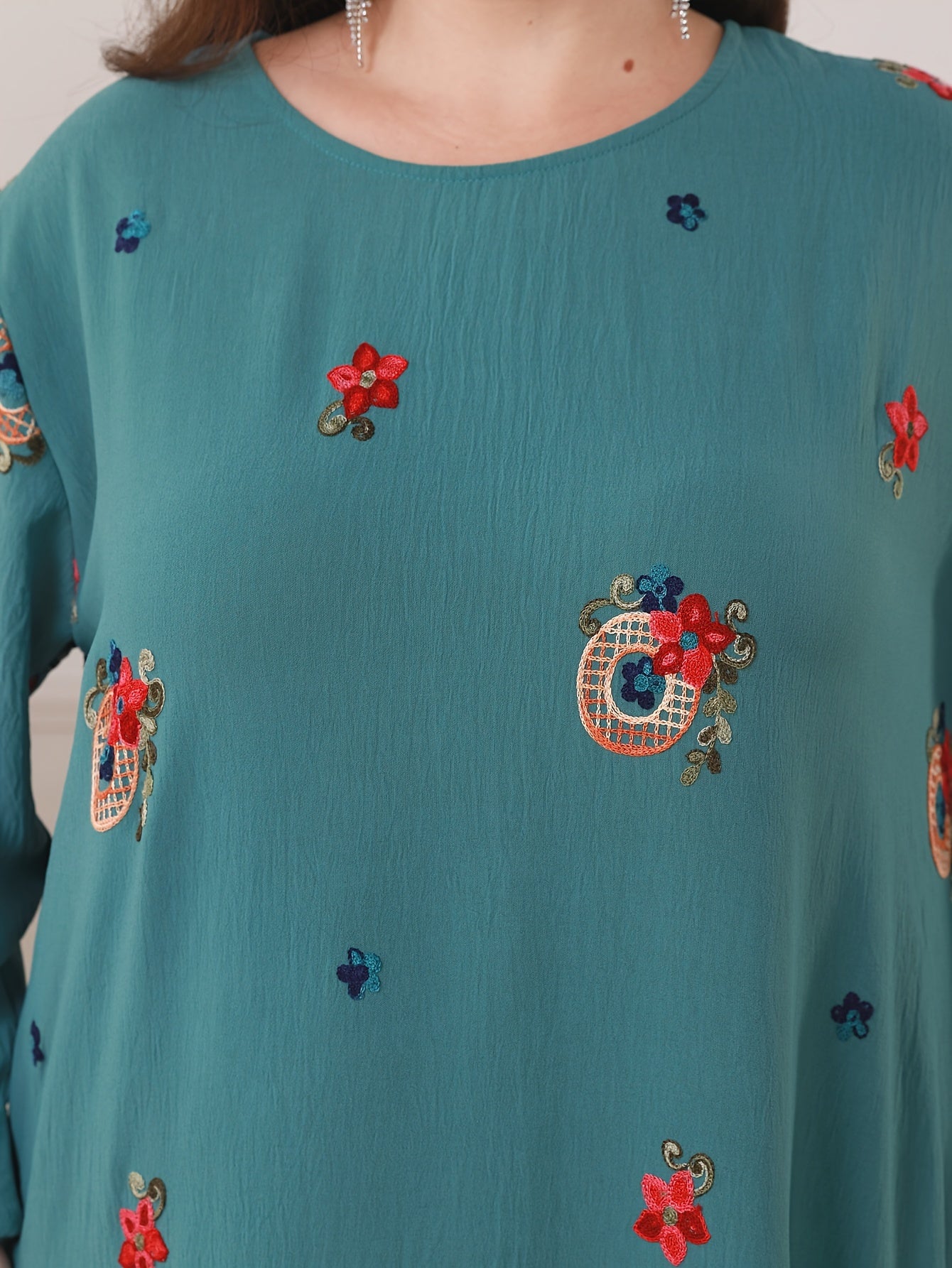 Plus Size Floral Print Abaya for Women Long Sleeve Loose Fit Middle Eastern Style