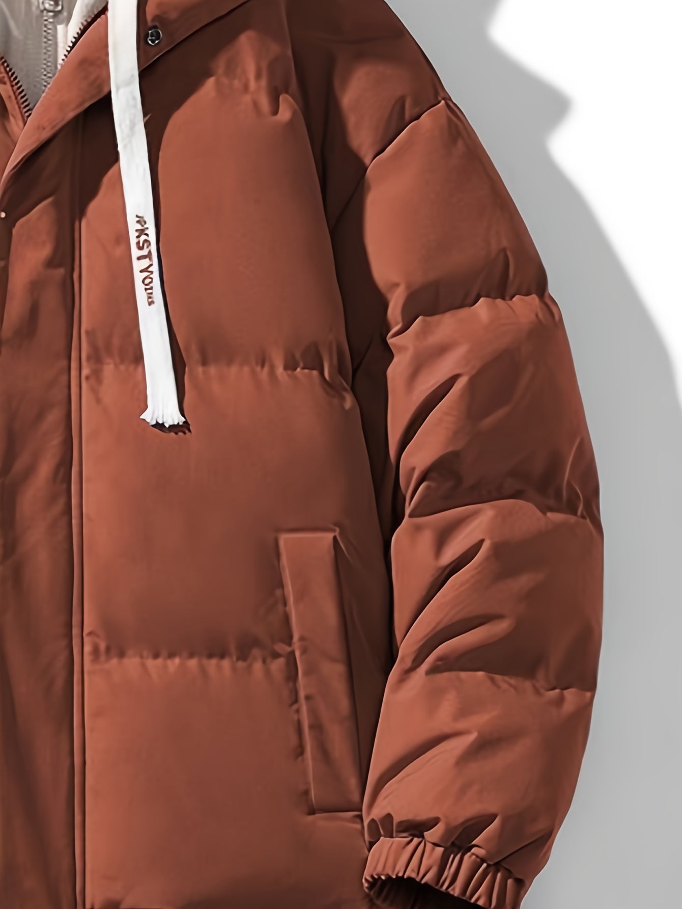 Erkaklar uchun eng yaxshi tanlov: Zamonaviy 2-in-1 qish palto.