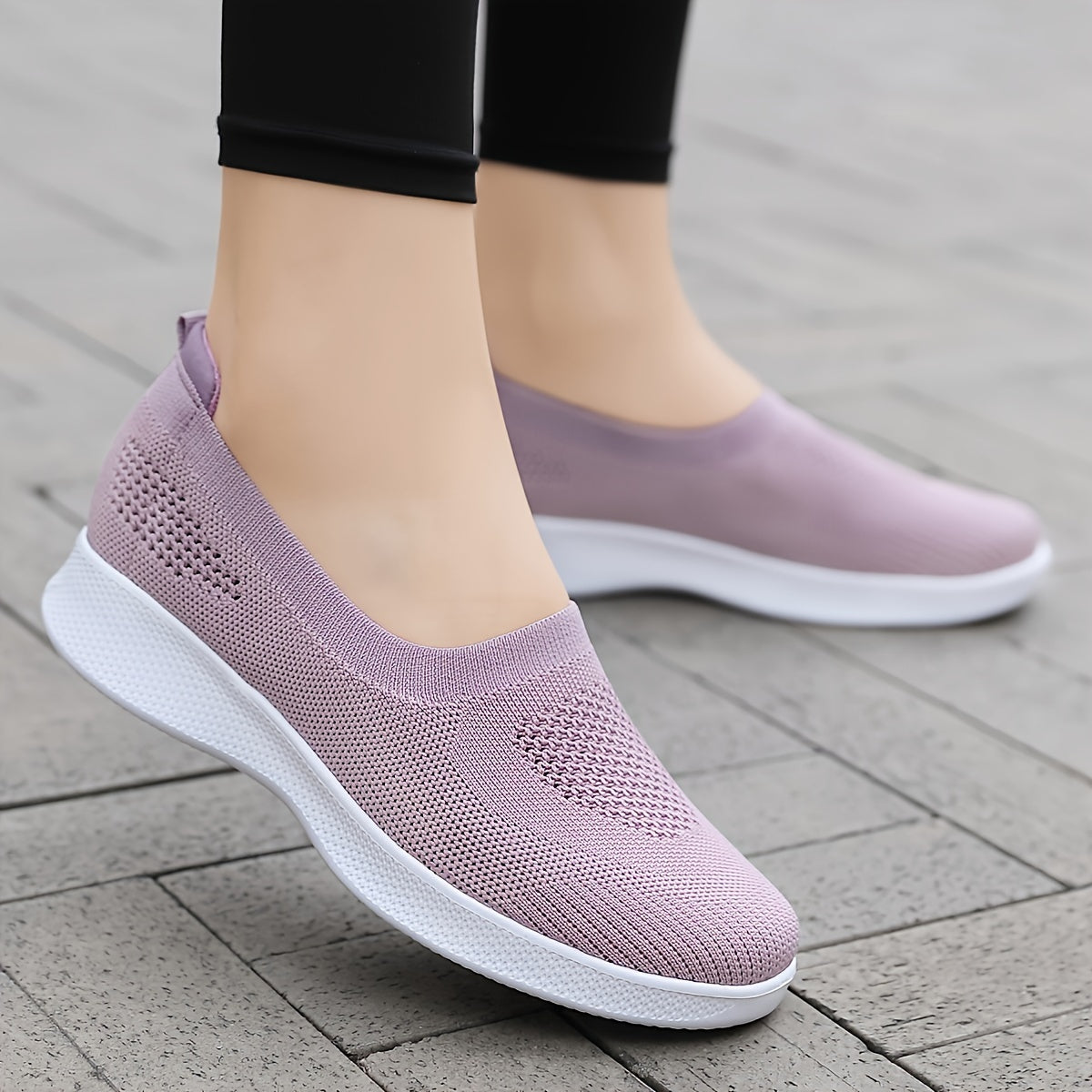 Women's Mesh Sneakers Breathable Lightweight Slip-On Walking Shoes