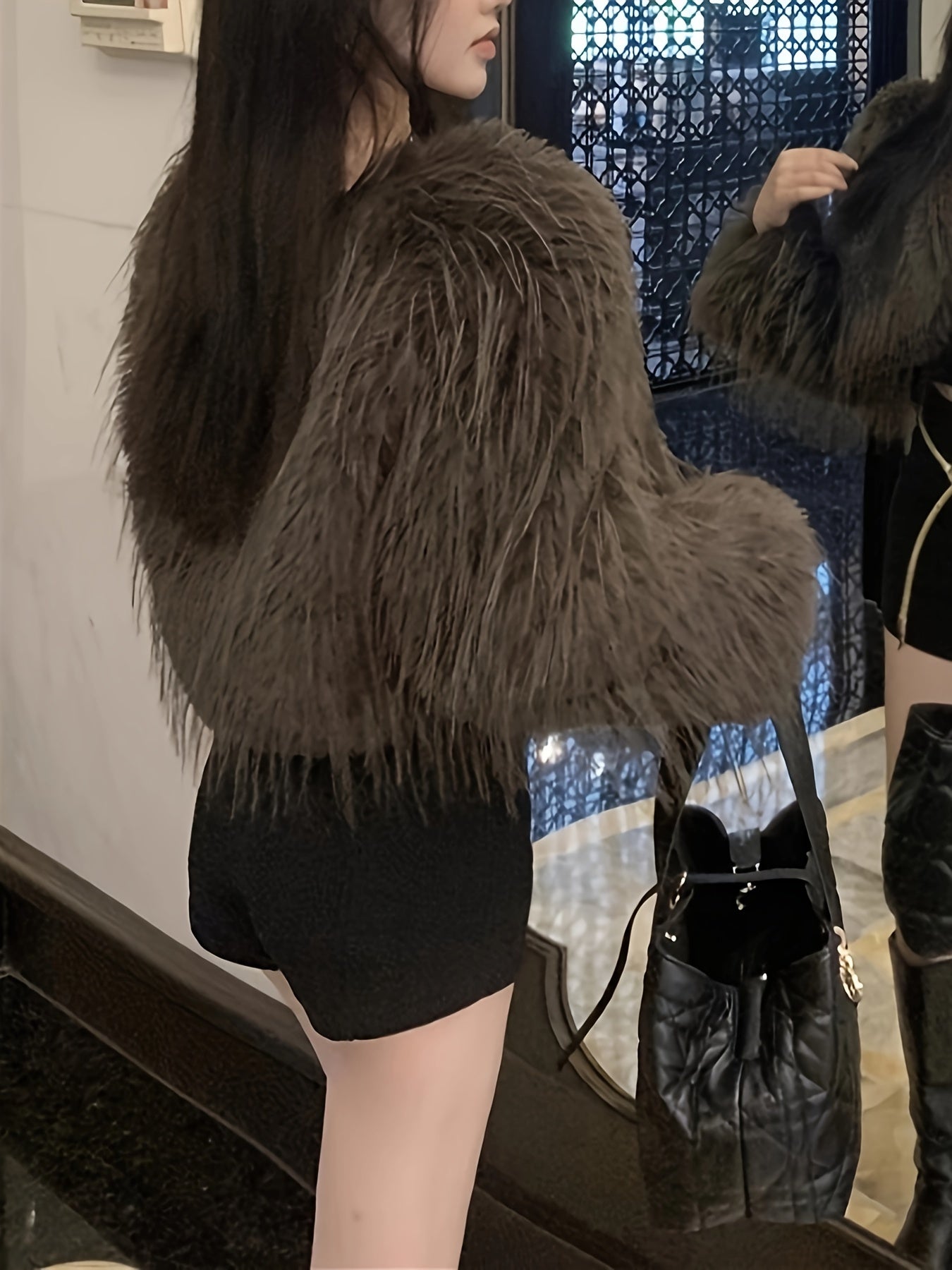 Women's Faux Fur Short Coat Solid Color Long Sleeve Fall Winter Elegant Polyester