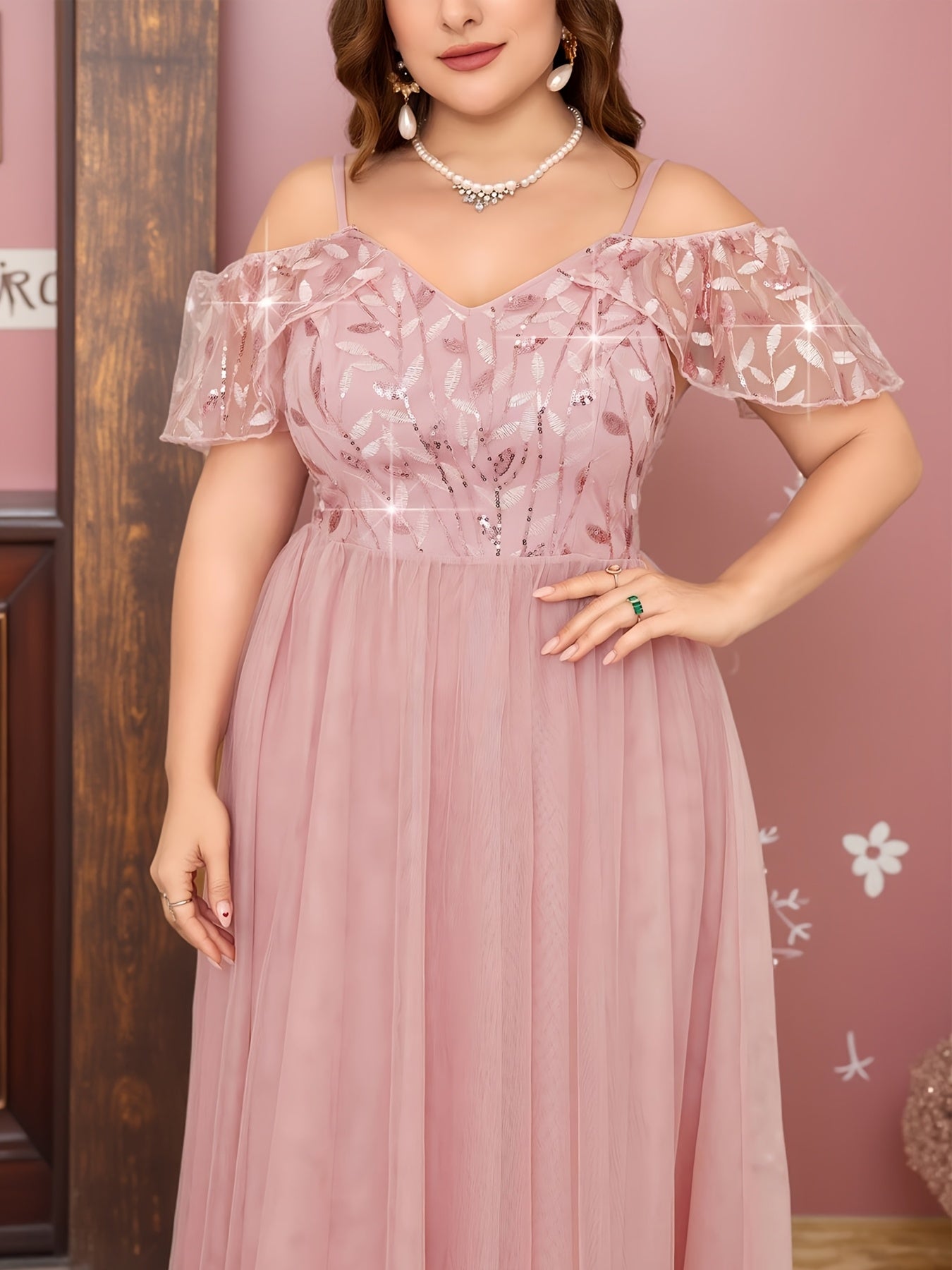 Plus Size Women's Elegant Sequin Tulle Evening Dress for Party and Banquet