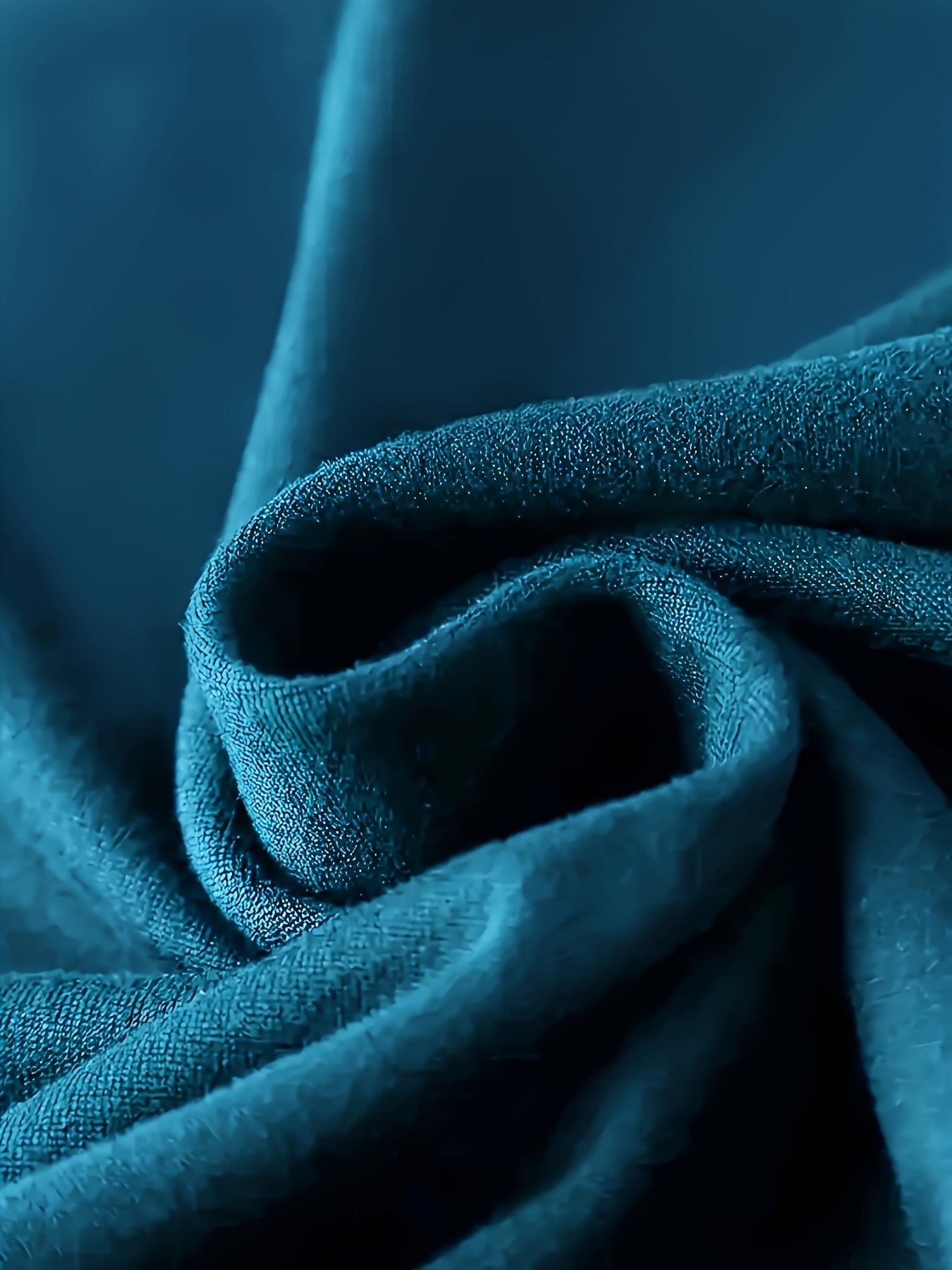 Plus Size Women's Sleeveless Tank Top with Graphic Text in Blue