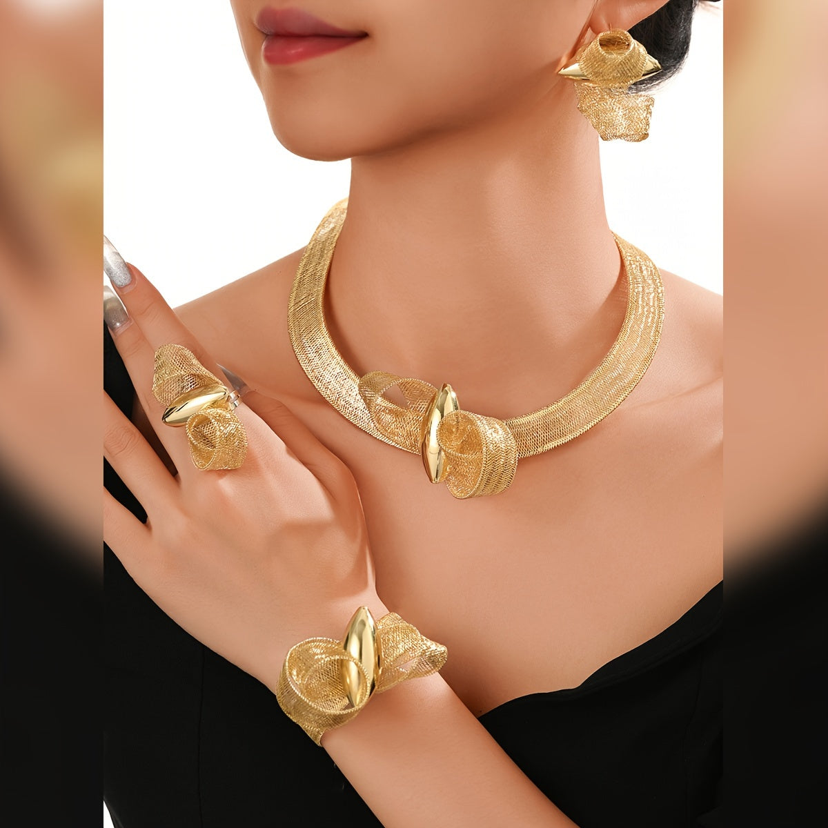 Vintage Arabian Style 18K Gold Plated Copper Jewelry Set with Necklace Earrings Ring Bracelet for Wedding Party Gift