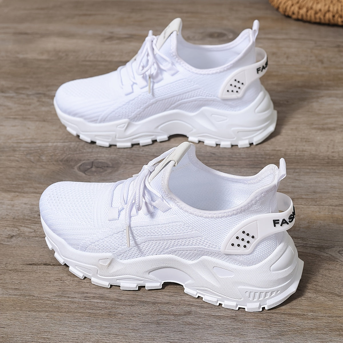 Women’s Breathable Knit Sneakers Lightweight Low-Top Running Shoes for All Seasons