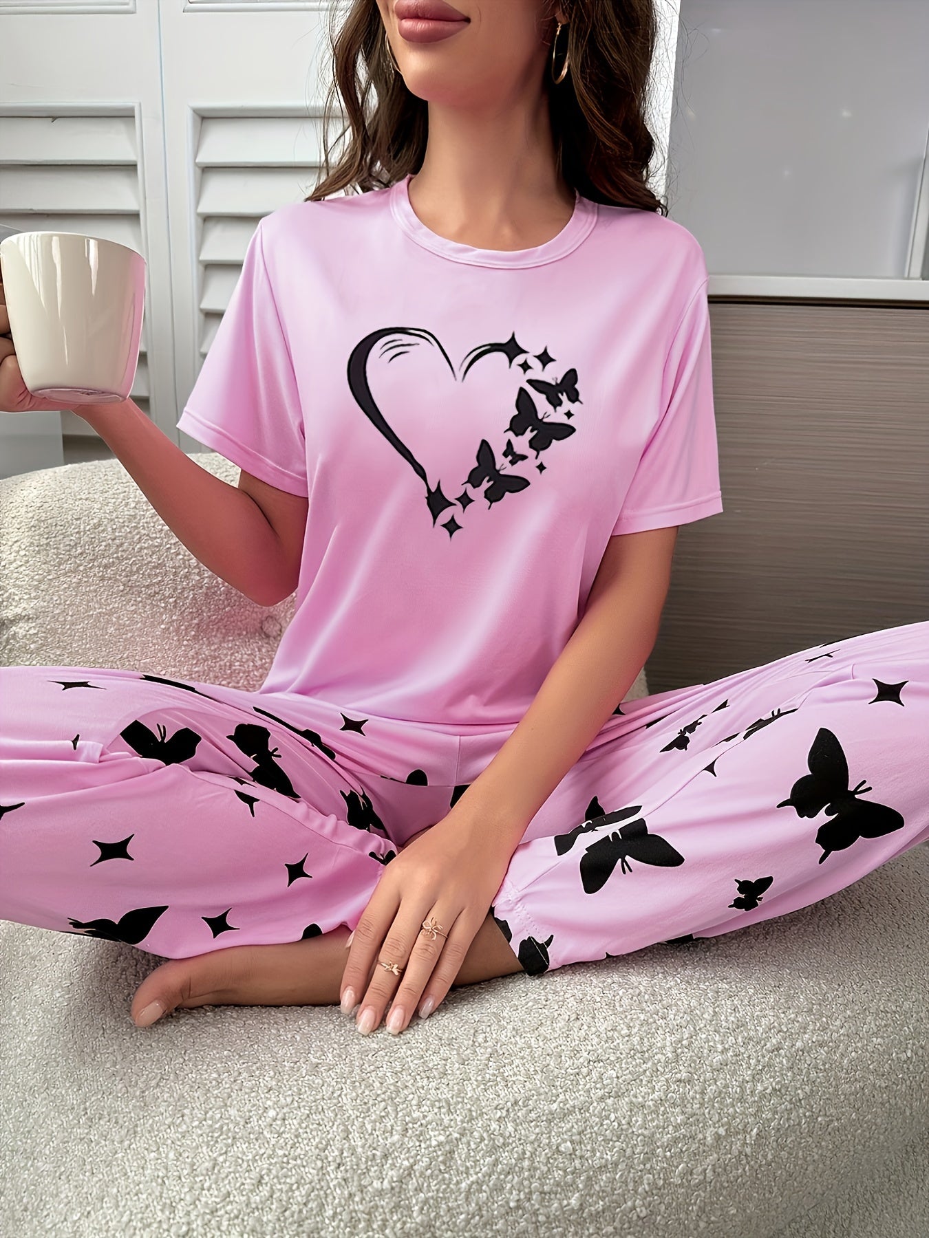 Women's Heart and Butterfly Print Pajama Set Short Sleeve Top Loose Long Pants Lounge Sleepwear