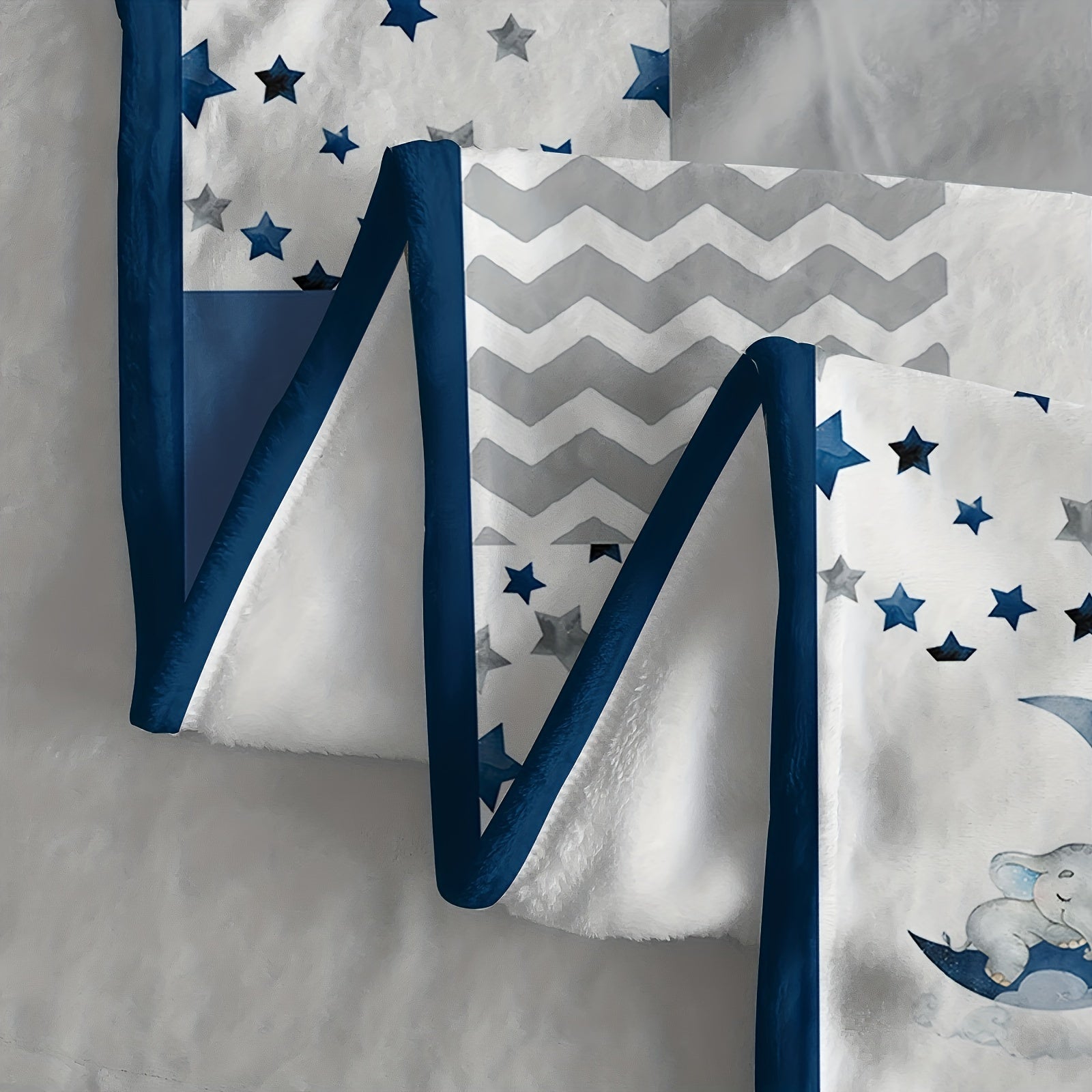 Elephant Printed Flannel Blanket for Adults and Kids Cozy Warm Throw