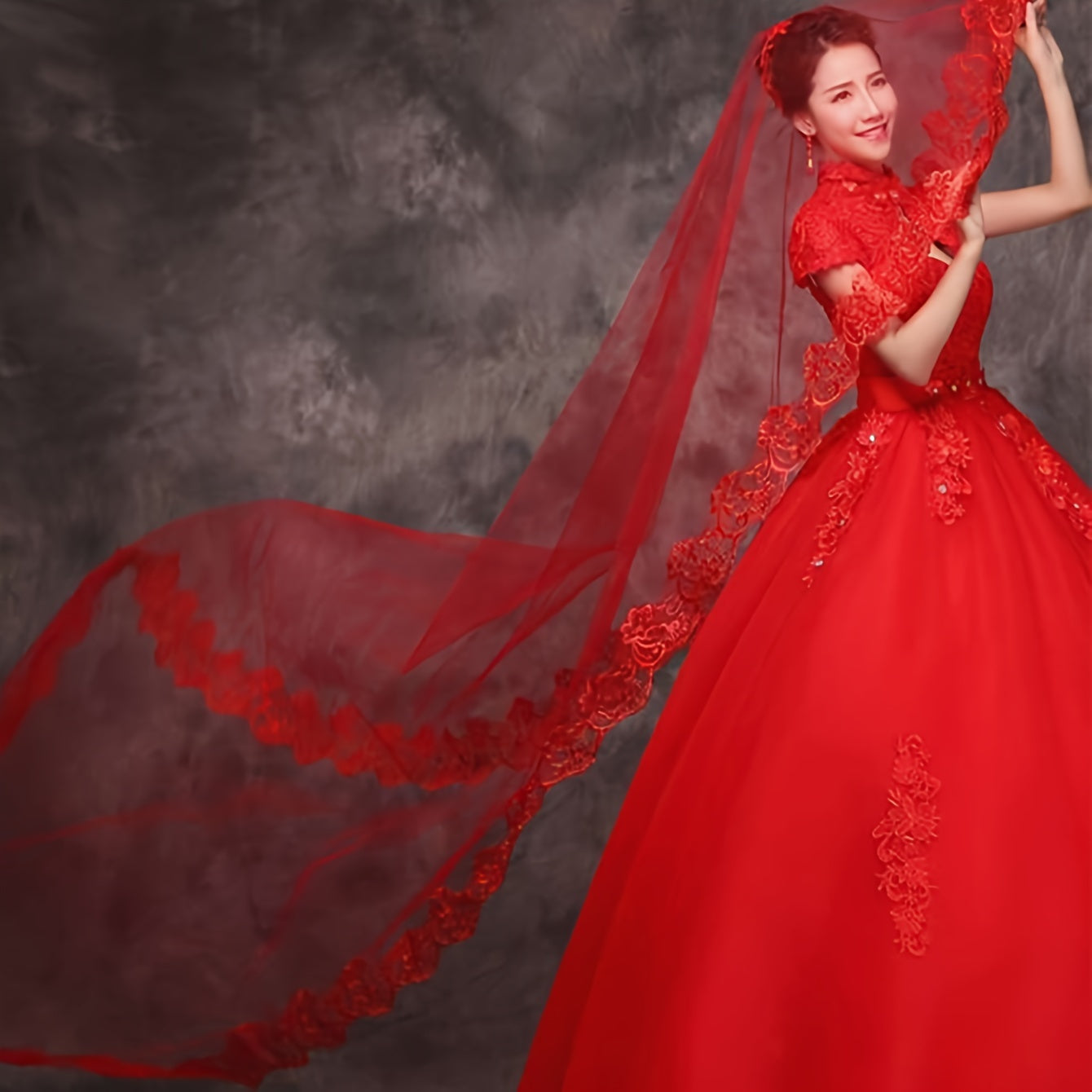 Qizlar uchun Qizil Lale toʻqimi 1.5m Bir qatlamli gullar chetli tarmoq