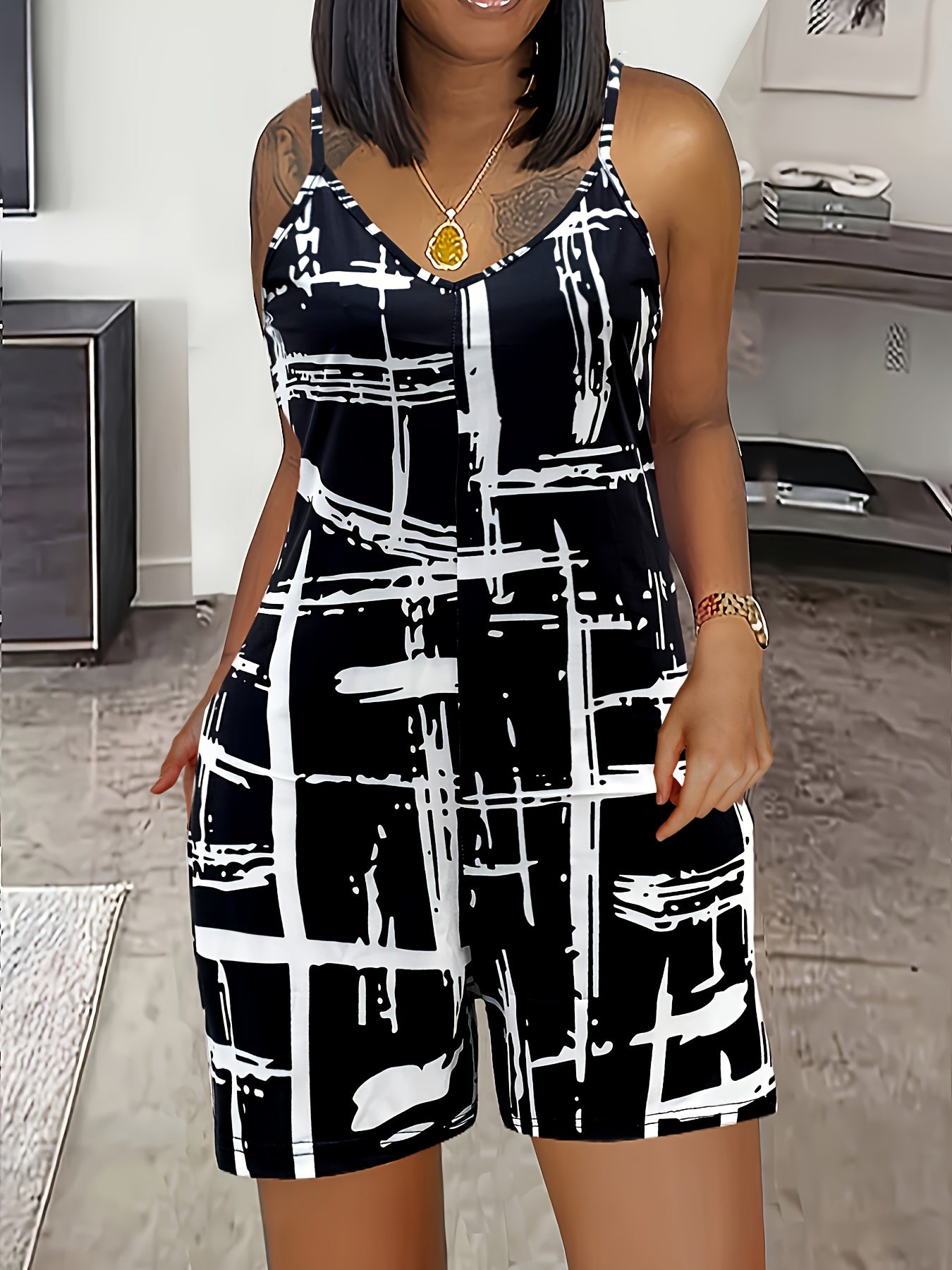 Women's V-Neck Black and White Block Print Dress Shorts Summer Fashion