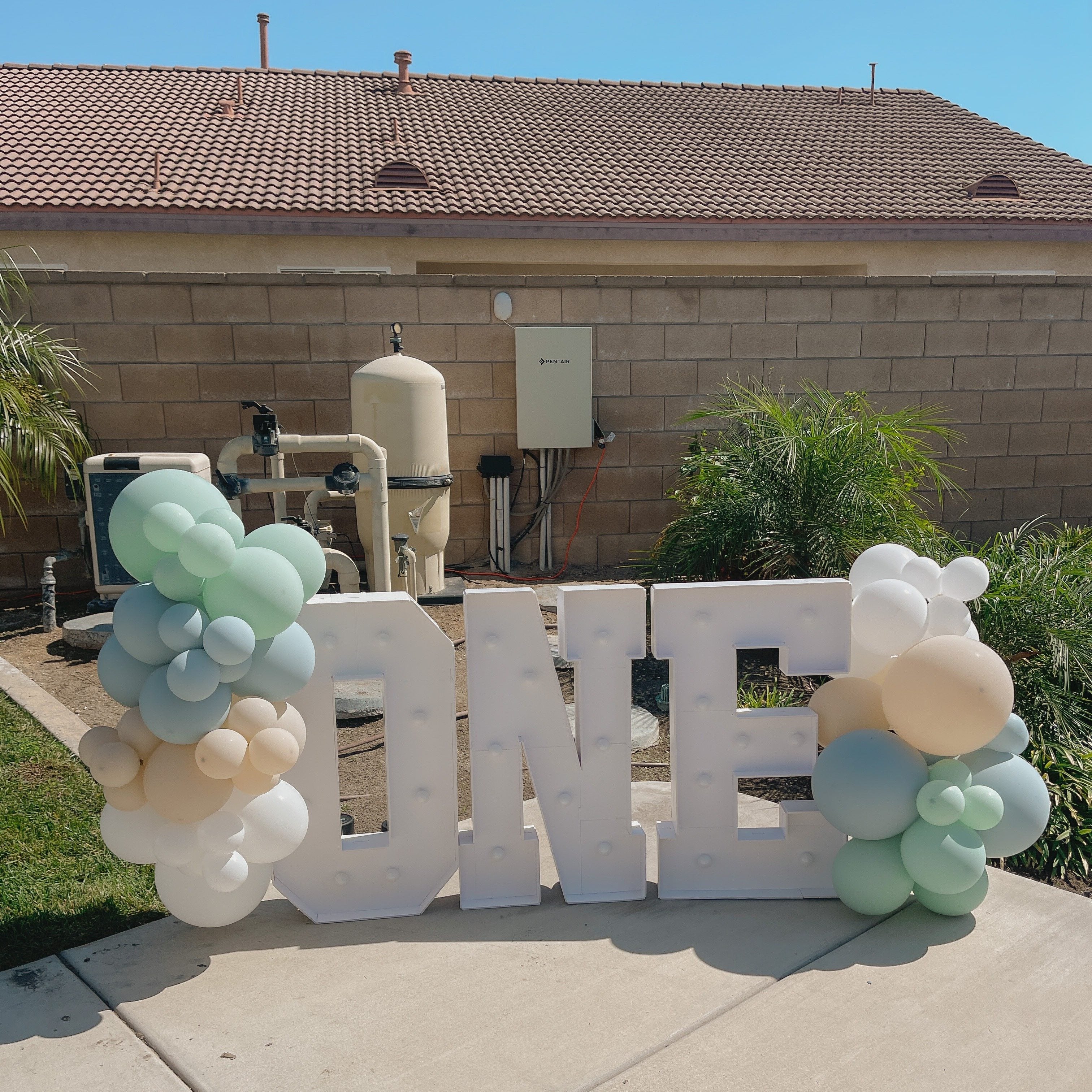 91.44cm LED Marquee Light Up Letters A-Z for Party Wedding Birthday Decor