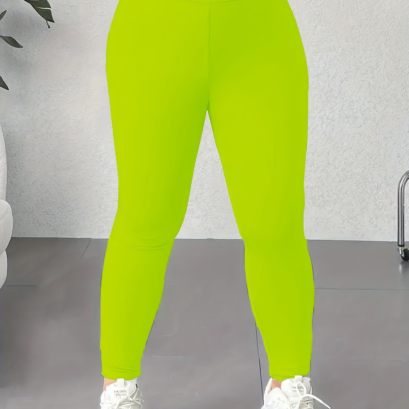 Women's Thick Fleece-Lined High-Waisted Solid Color Leggings for All Seasons