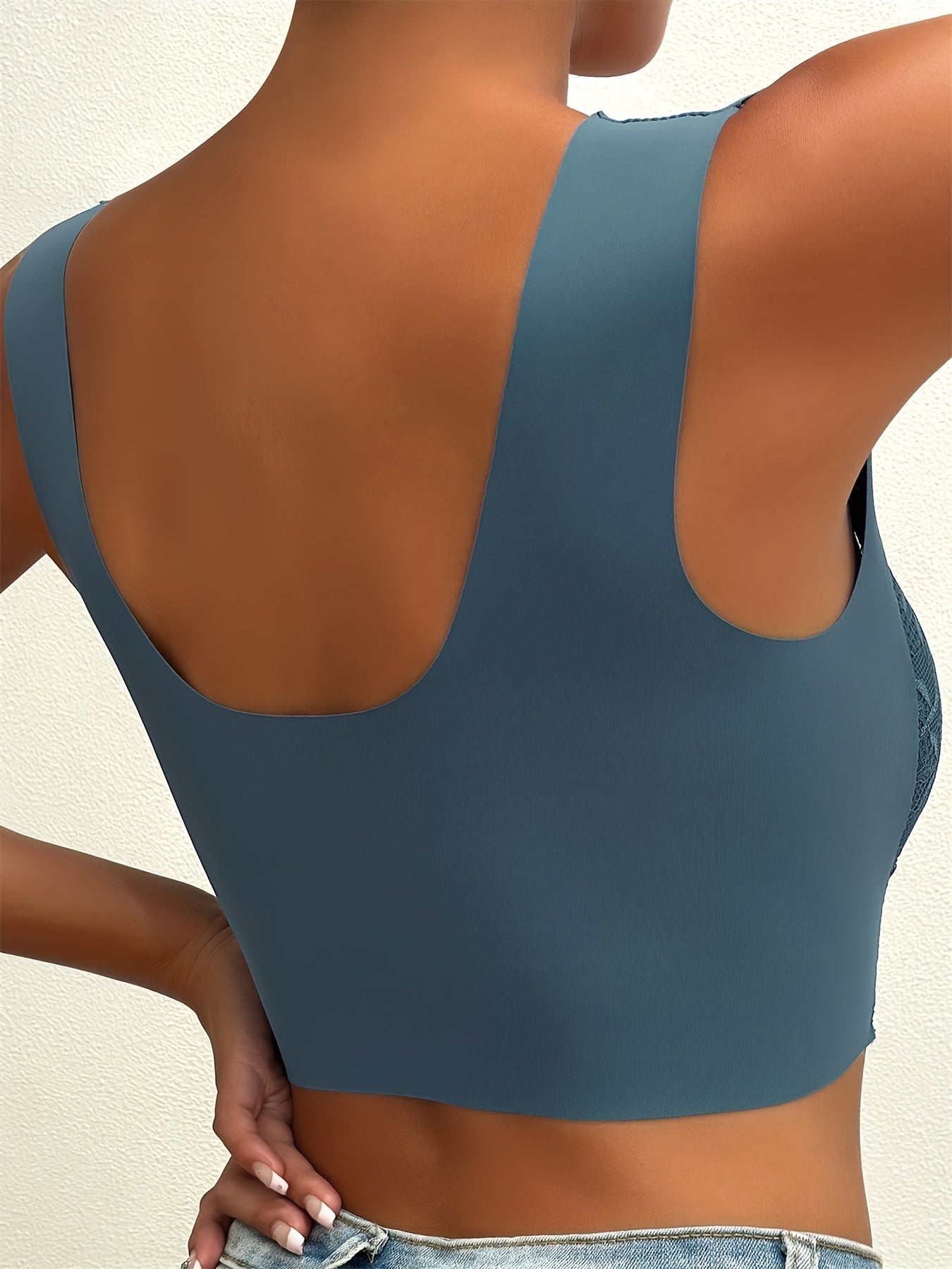 Seamless Lace Bralette in Brown with Floral Lace Detail Full Coverage Wireless Push-Up Nylon Blend