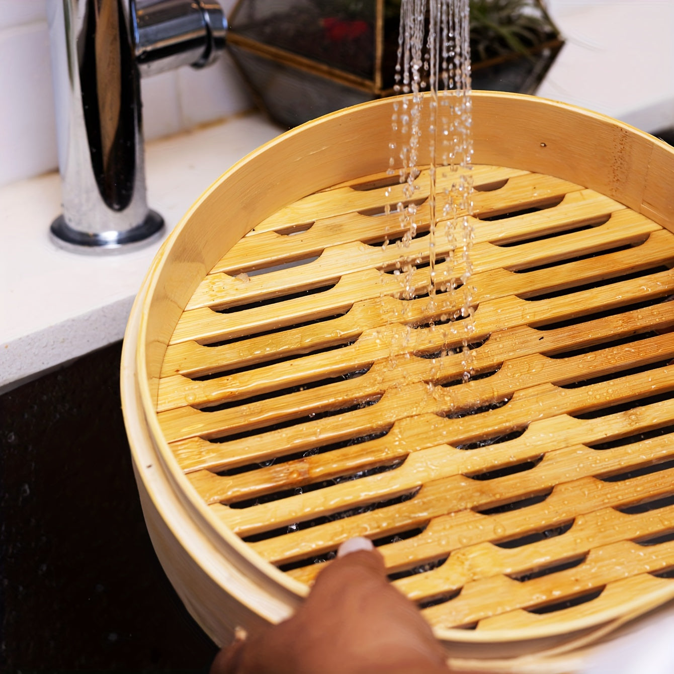 Premium ko'p qavatli bug'latgich to'plami qopqoq bilan, 3 dona - Dumplinglar, nonlar, sabzavotlar, dengiz mahsulotlari va shirinliklarni bug'latish uchun mukammal. Uyda pishirish va restoranlar uchun ideal, bug'latish qog'ozlarini o'z ichiga oladi.