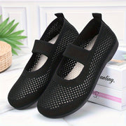 Lightweight Breathable Hollow Fabric Sneakers for Spring and Autumn Men