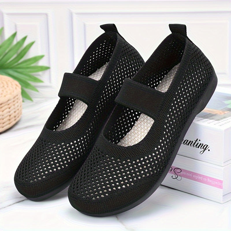 Lightweight Breathable Hollow Fabric Sneakers for Spring and Autumn Men