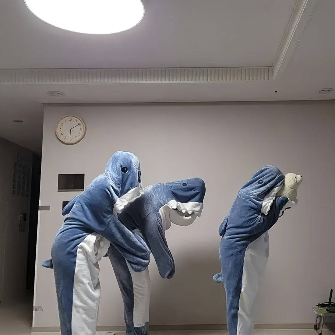 Manta wearable de franela azul para niños, niños y niñas, con tiburón, manta acogedora para dormir