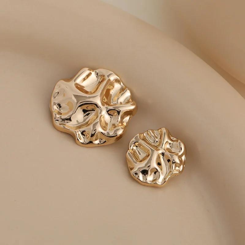 Set of 5 Golden Zinc Alloy Irregular Shape Shank Buttons for Women's Sweaters and Coats